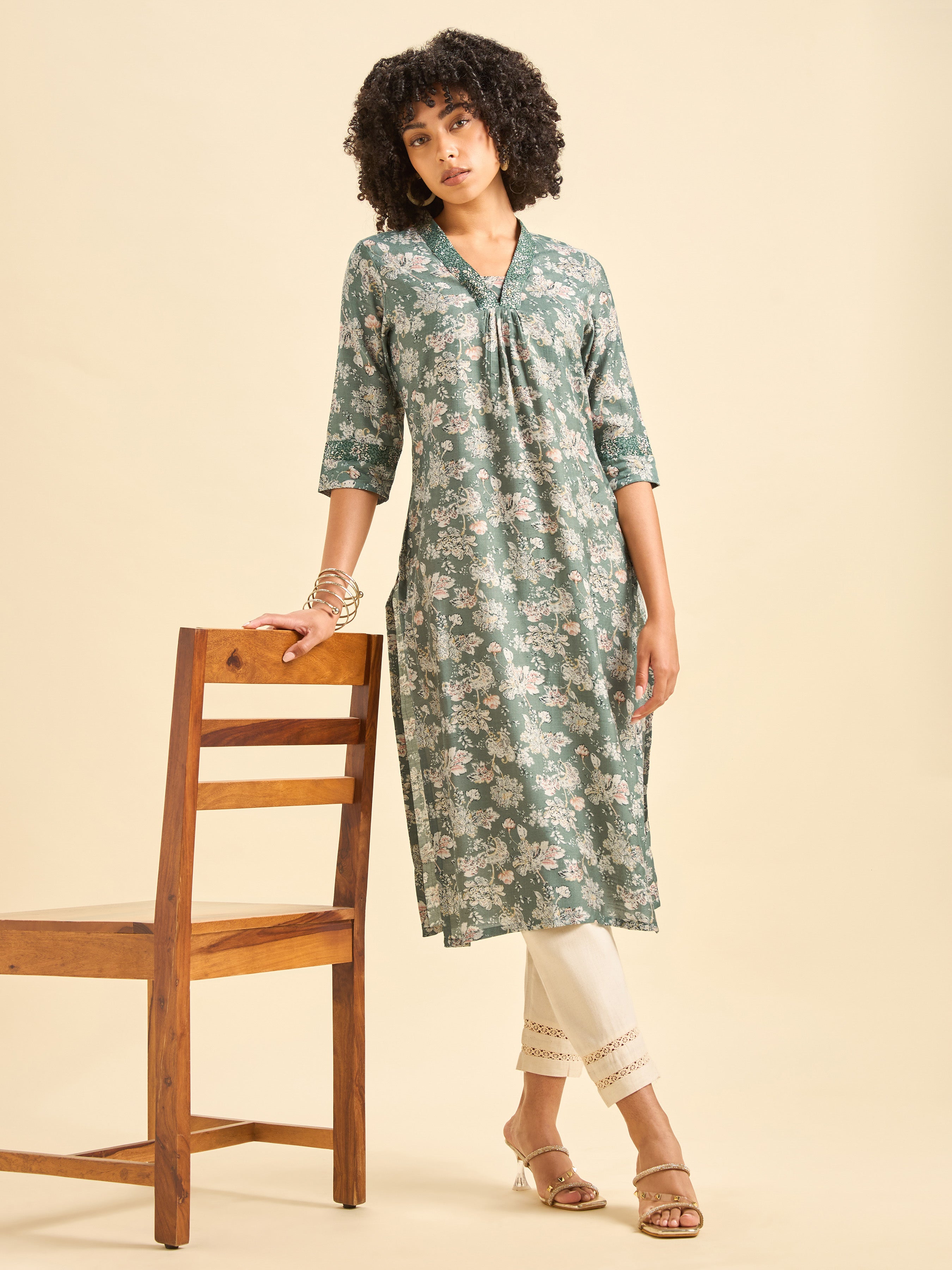 Pista Green Viscose Blend Printed Kurti With Embroidery