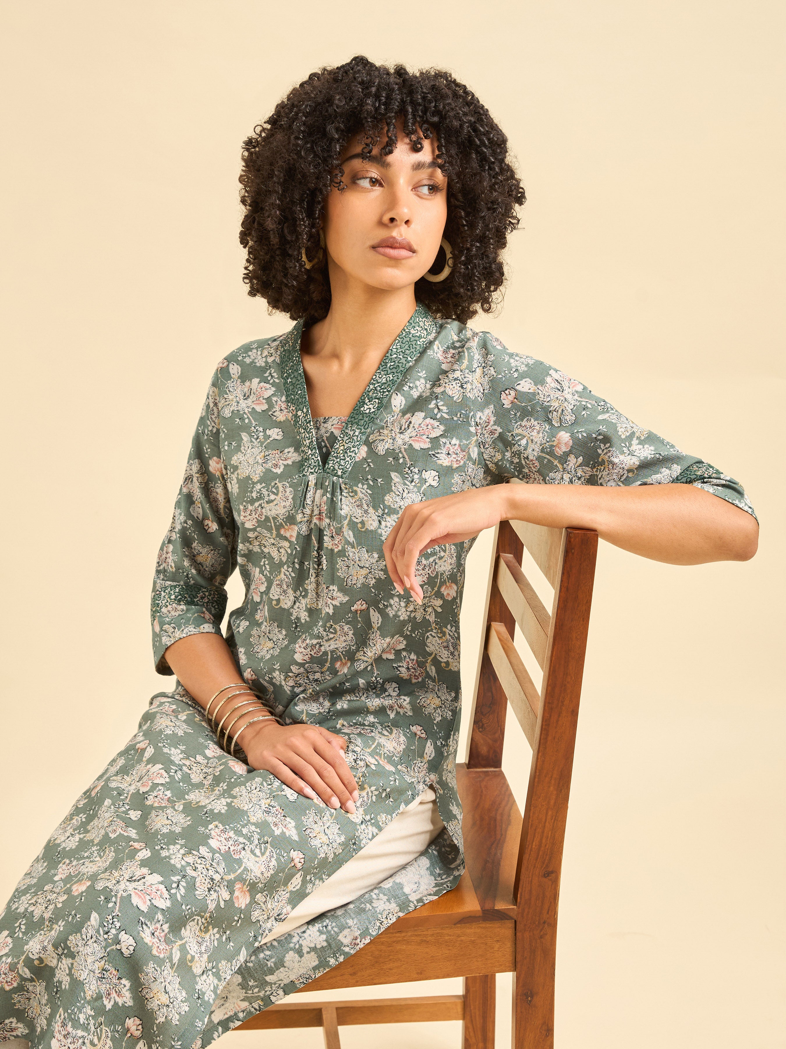 Pista Green Viscose Blend Printed Kurti With Embroidery