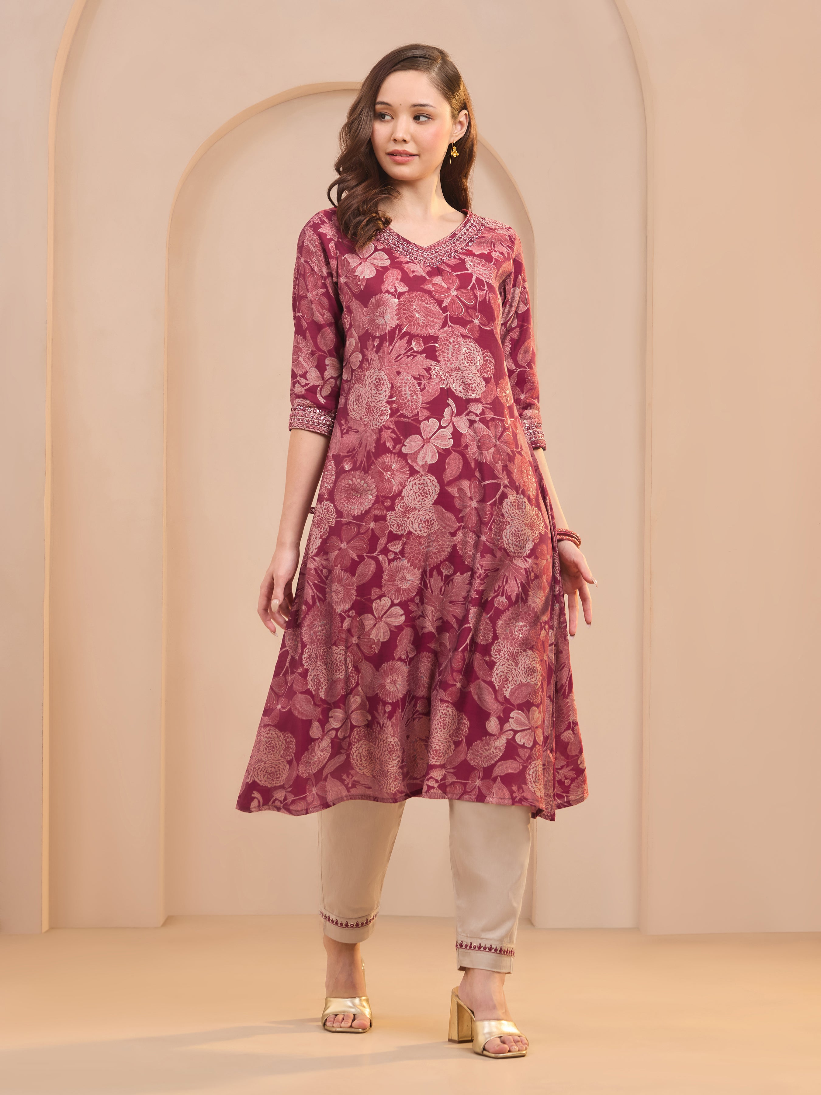 Majenta Modal Chanderi Floral Printed Kurti Set With Hand Work