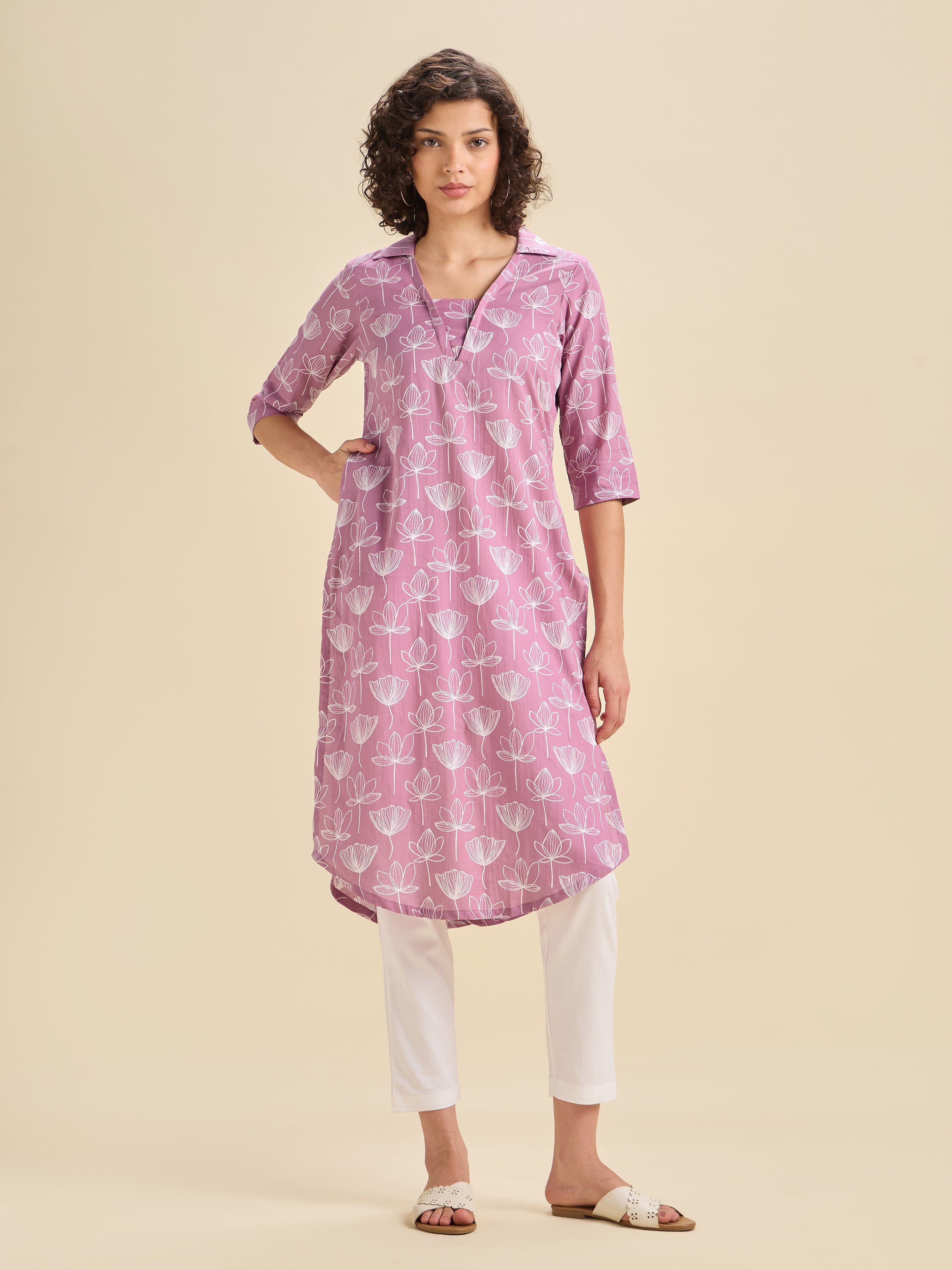 Sage Pink Pure Cotton Printed Slited Kurti With Curved Hem