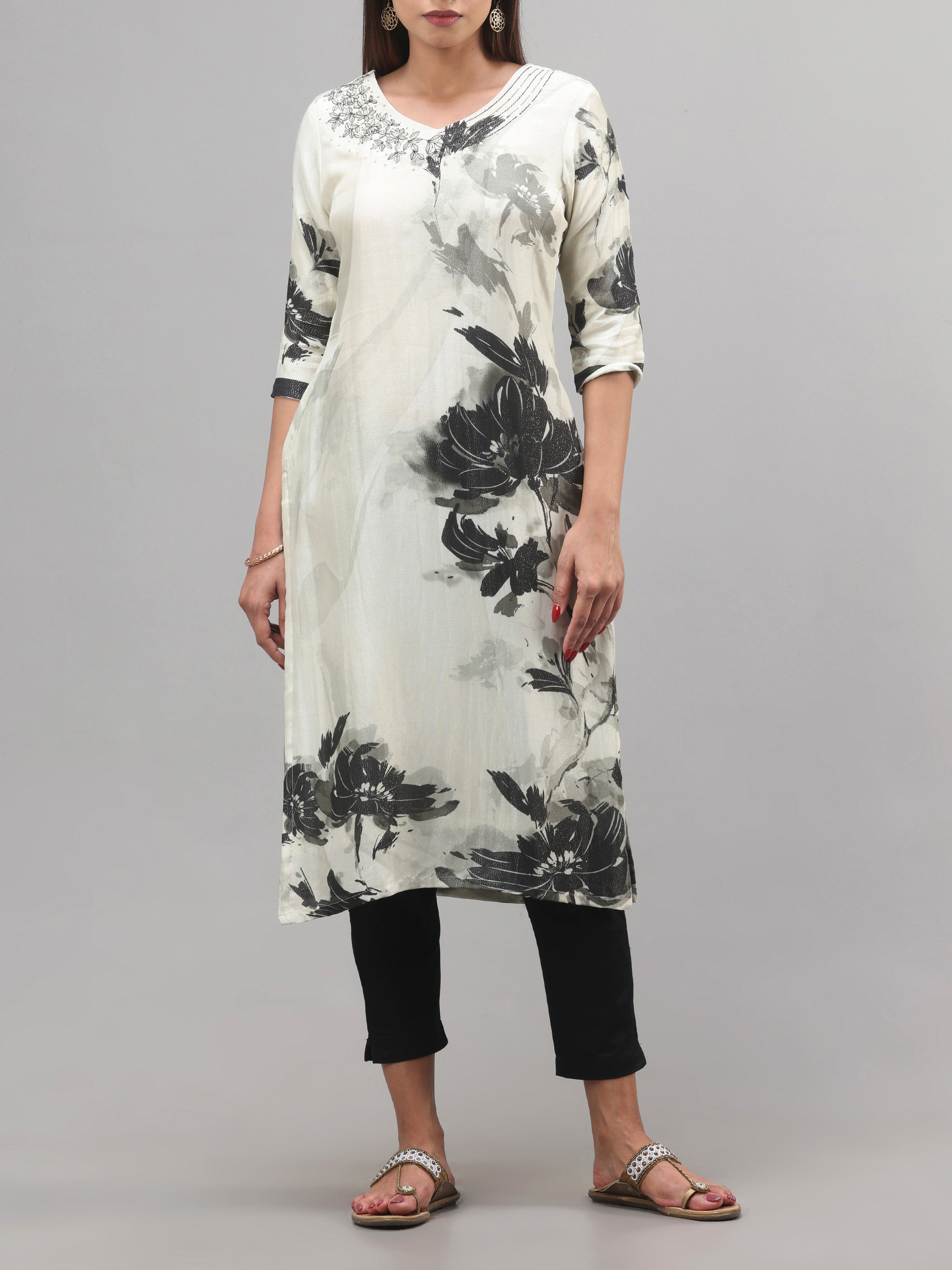 Pista Green Muslin Lurex Printed Kurti With Sequins Work And Matching Bottom