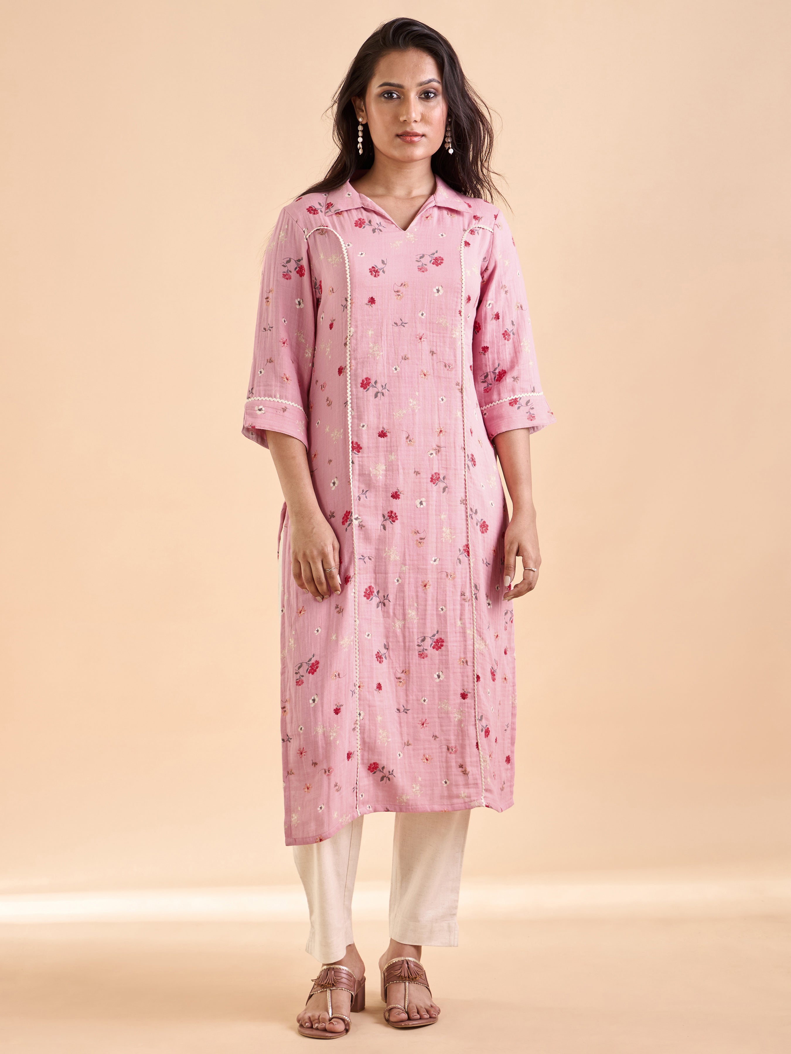 Baby Pink Double Cotton Printed Kurti With Lace Detailing