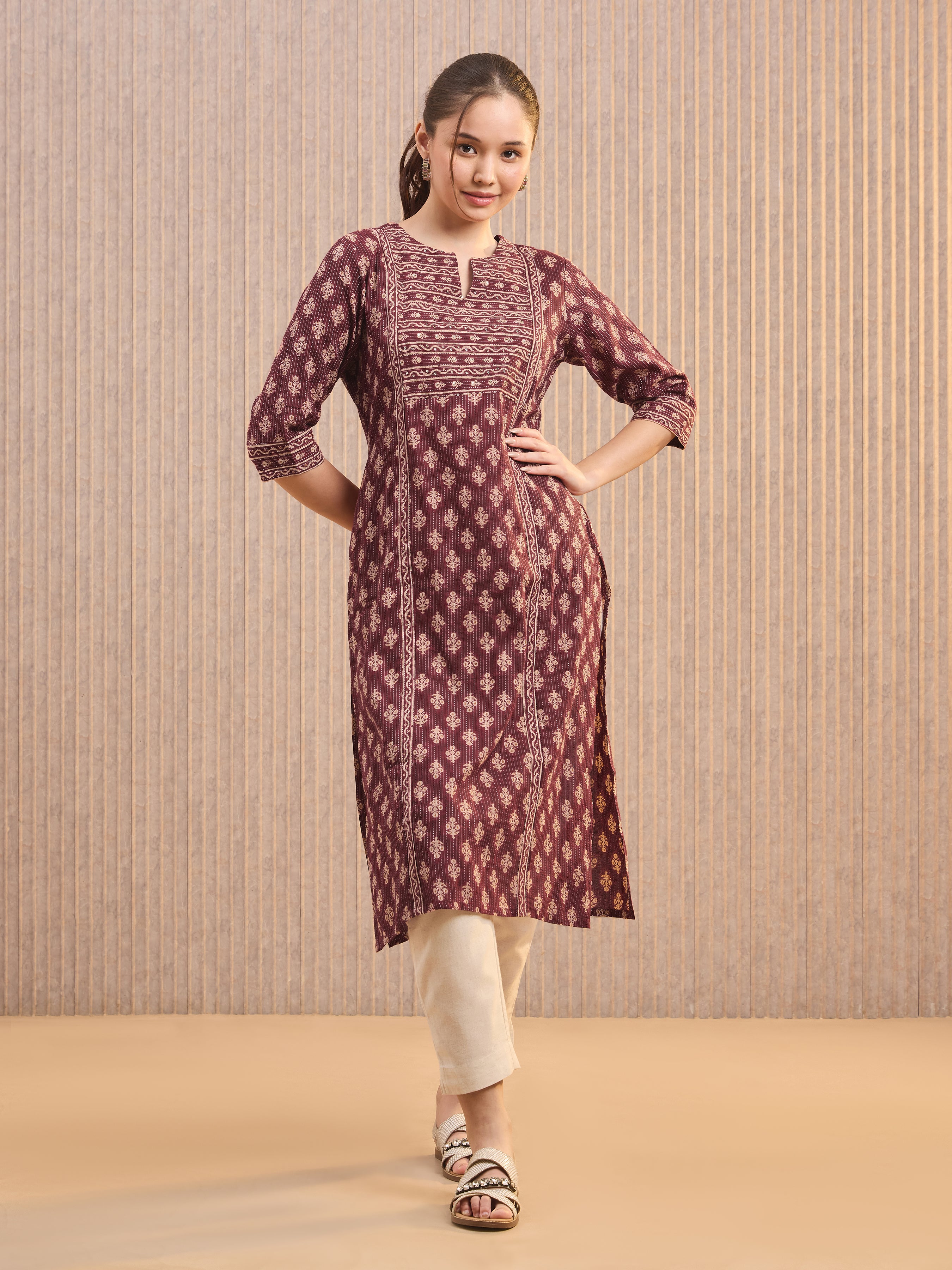 Meroon Pure Cotton Katha Printed Kurti With Sequins Work