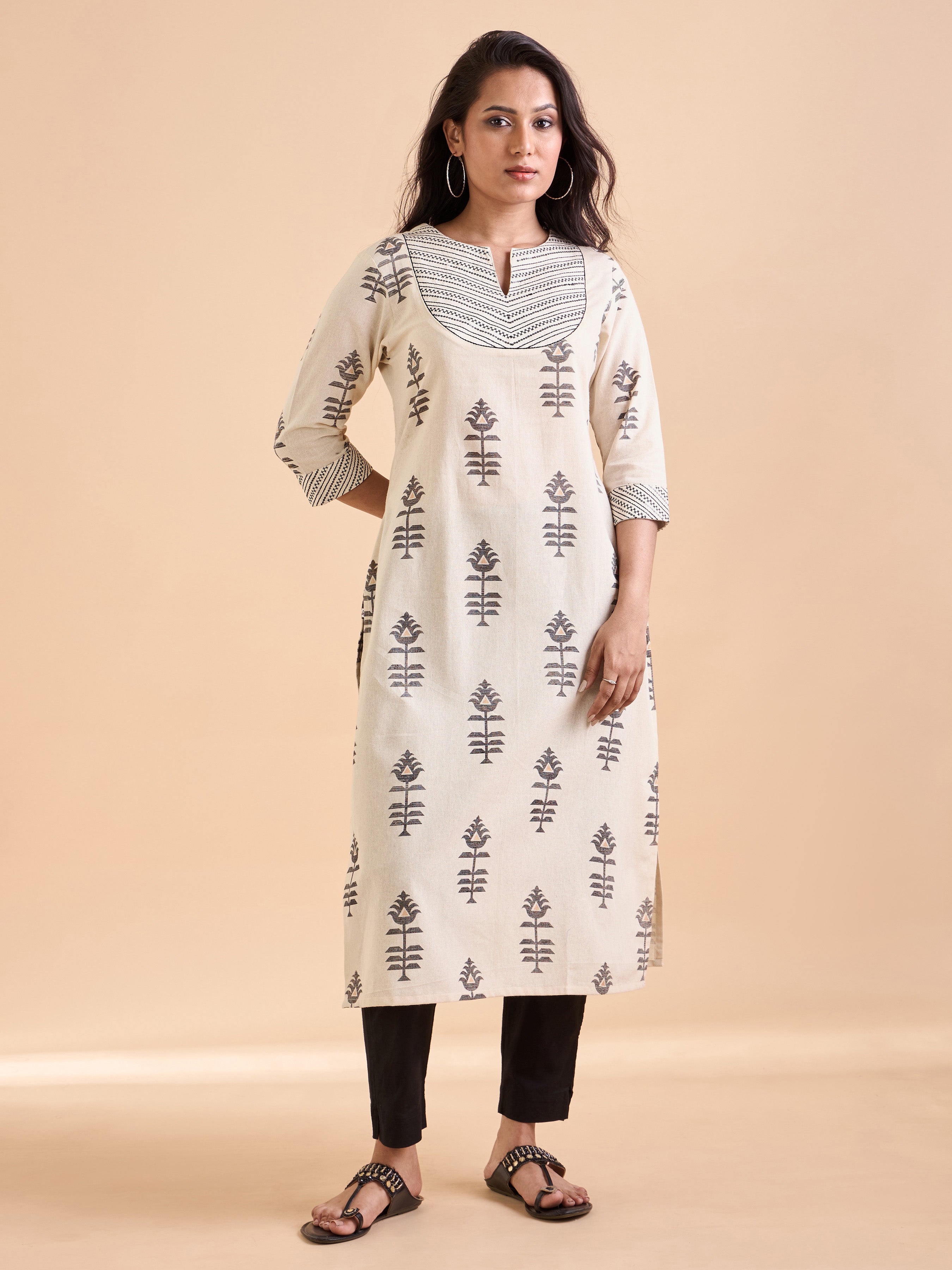 Ivory And Black Cotton Flax Printed Kurti With Embroidery