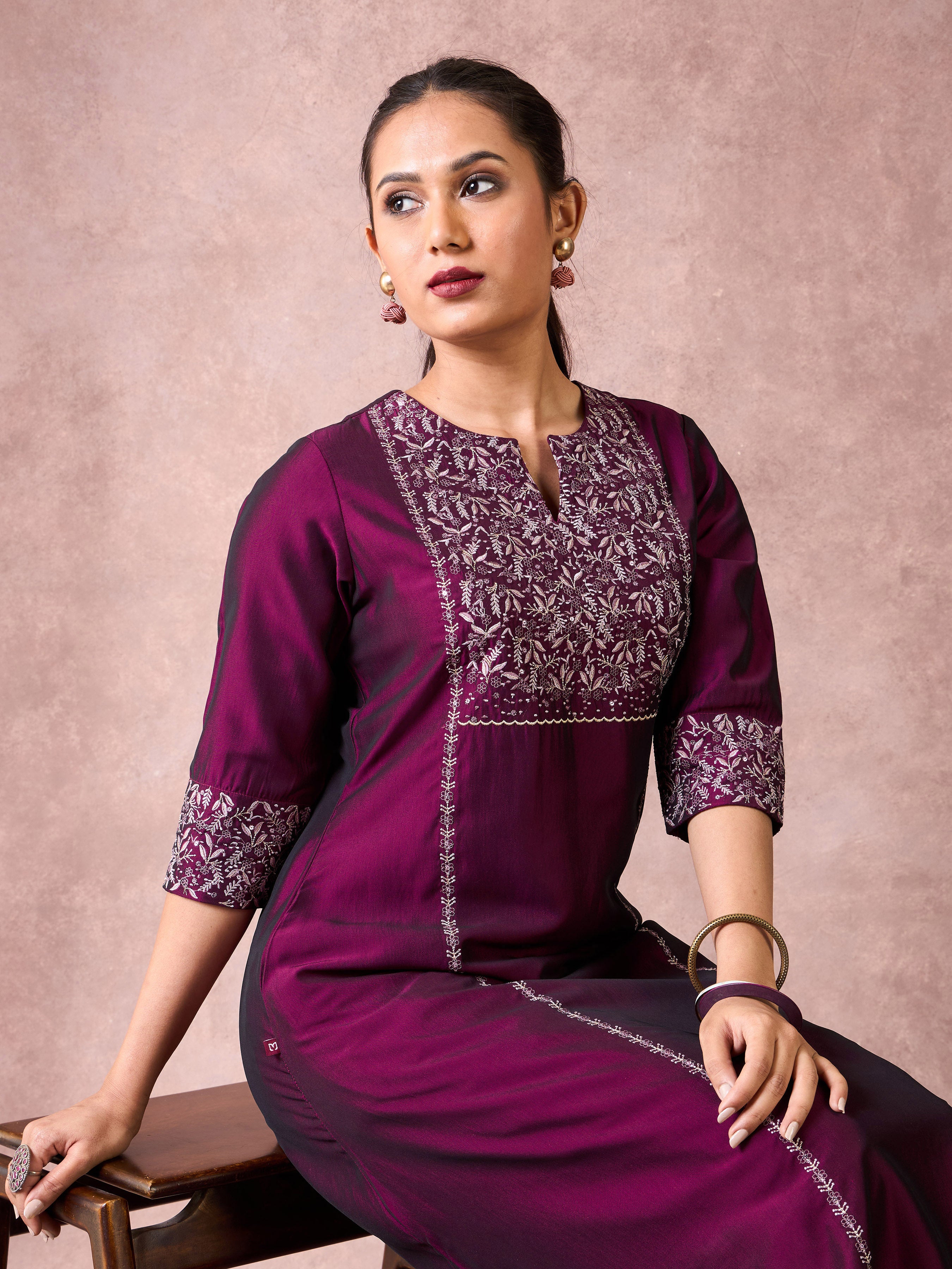 Magenta Viscose Plain Kurti & Bottom With Sequins Embrodiery