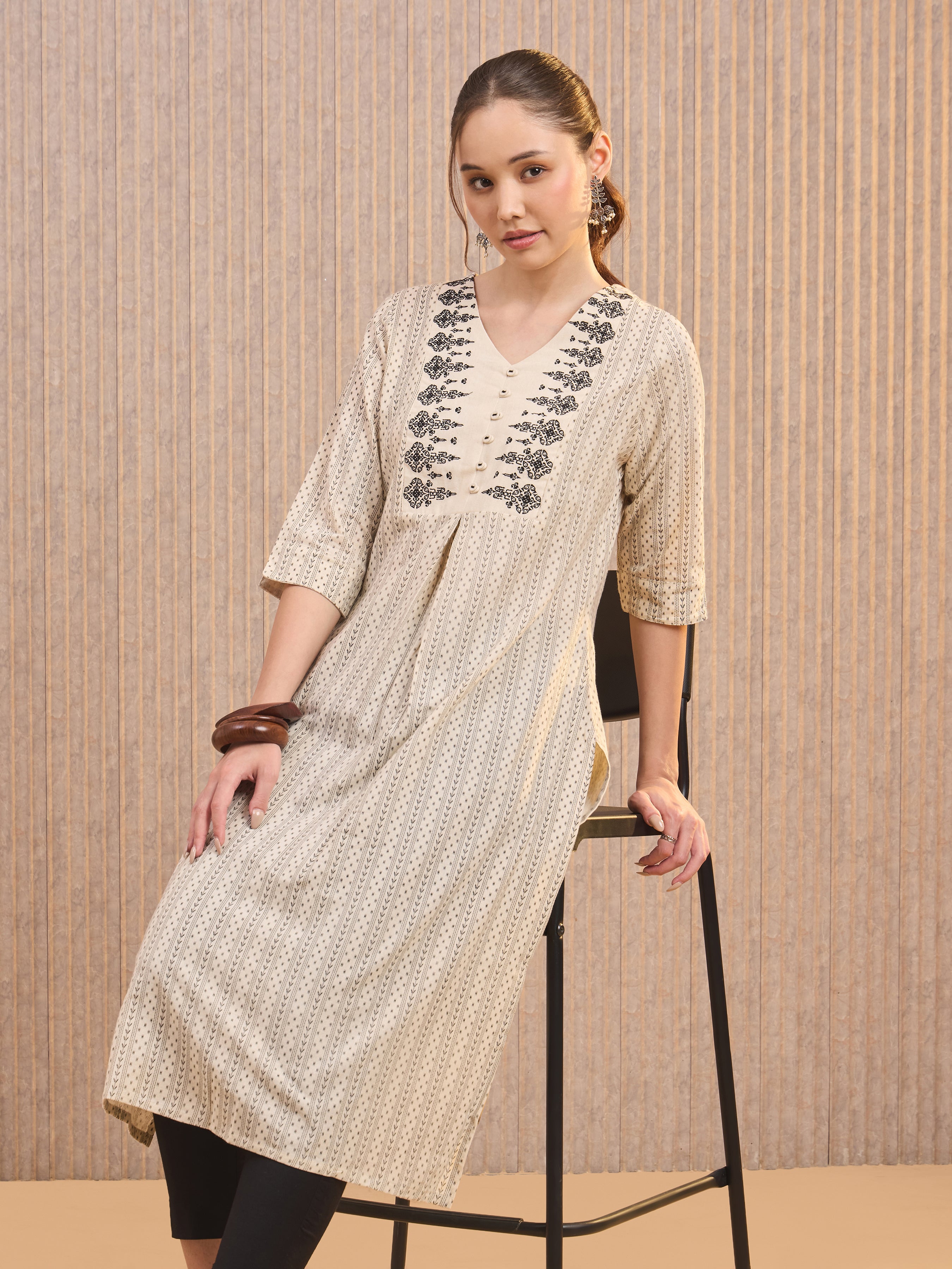 Ivory Cotton Flax Printed Kurti With Embroidery