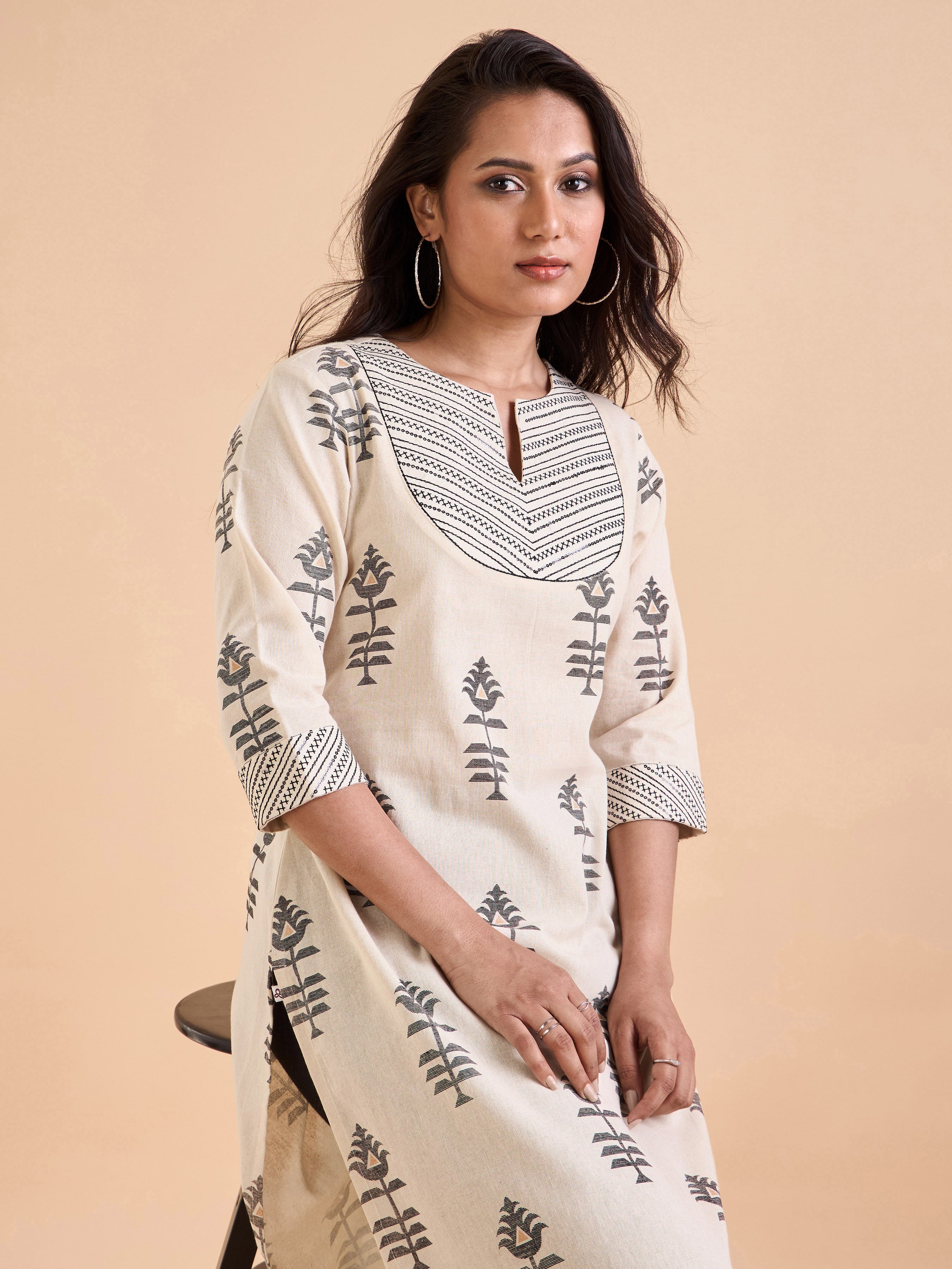 Ivory And Black Cotton Flax Printed Kurti With Embroidery
