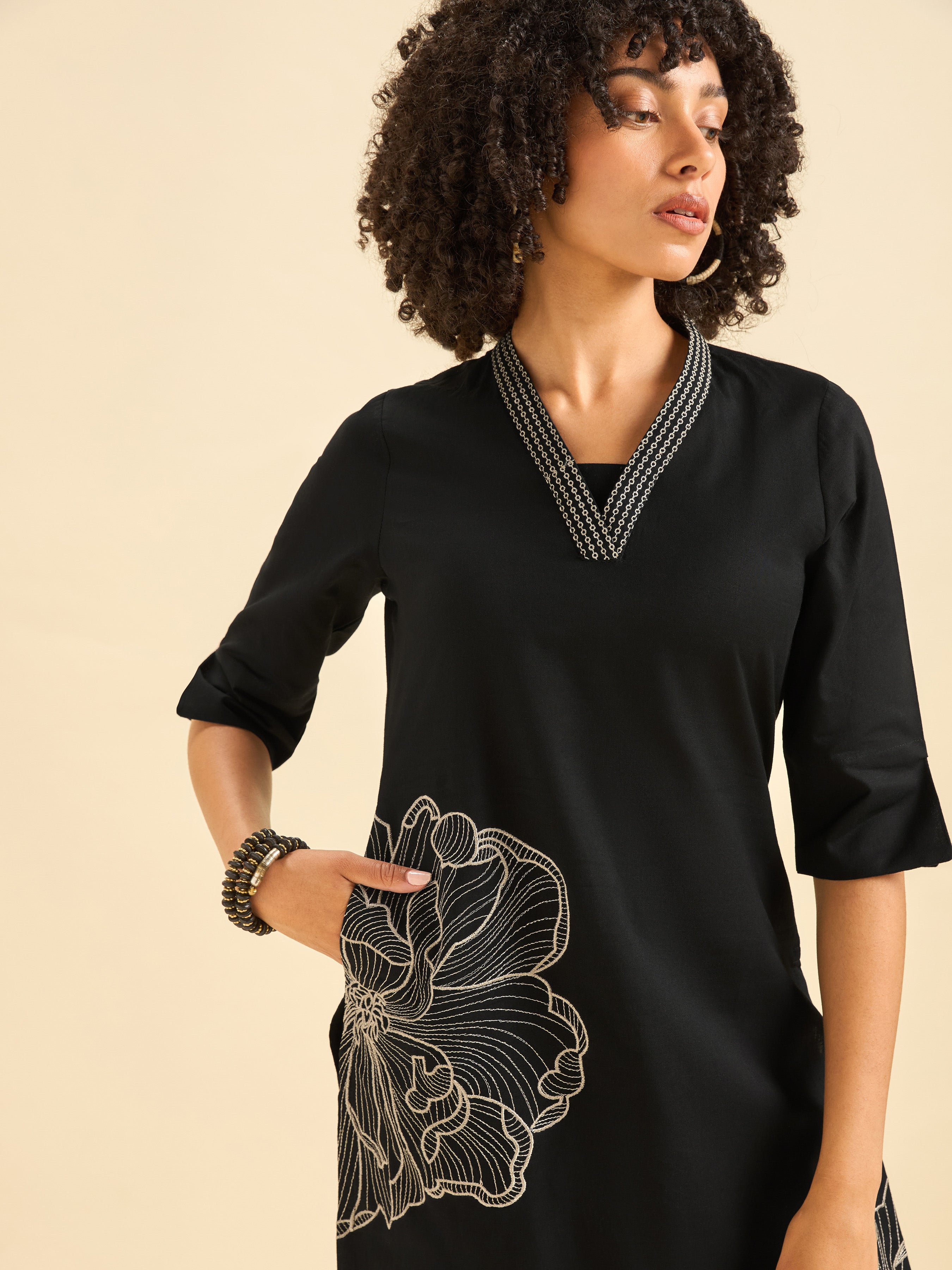 Black Cotton Flax Slit Kurti Set With Embroidery