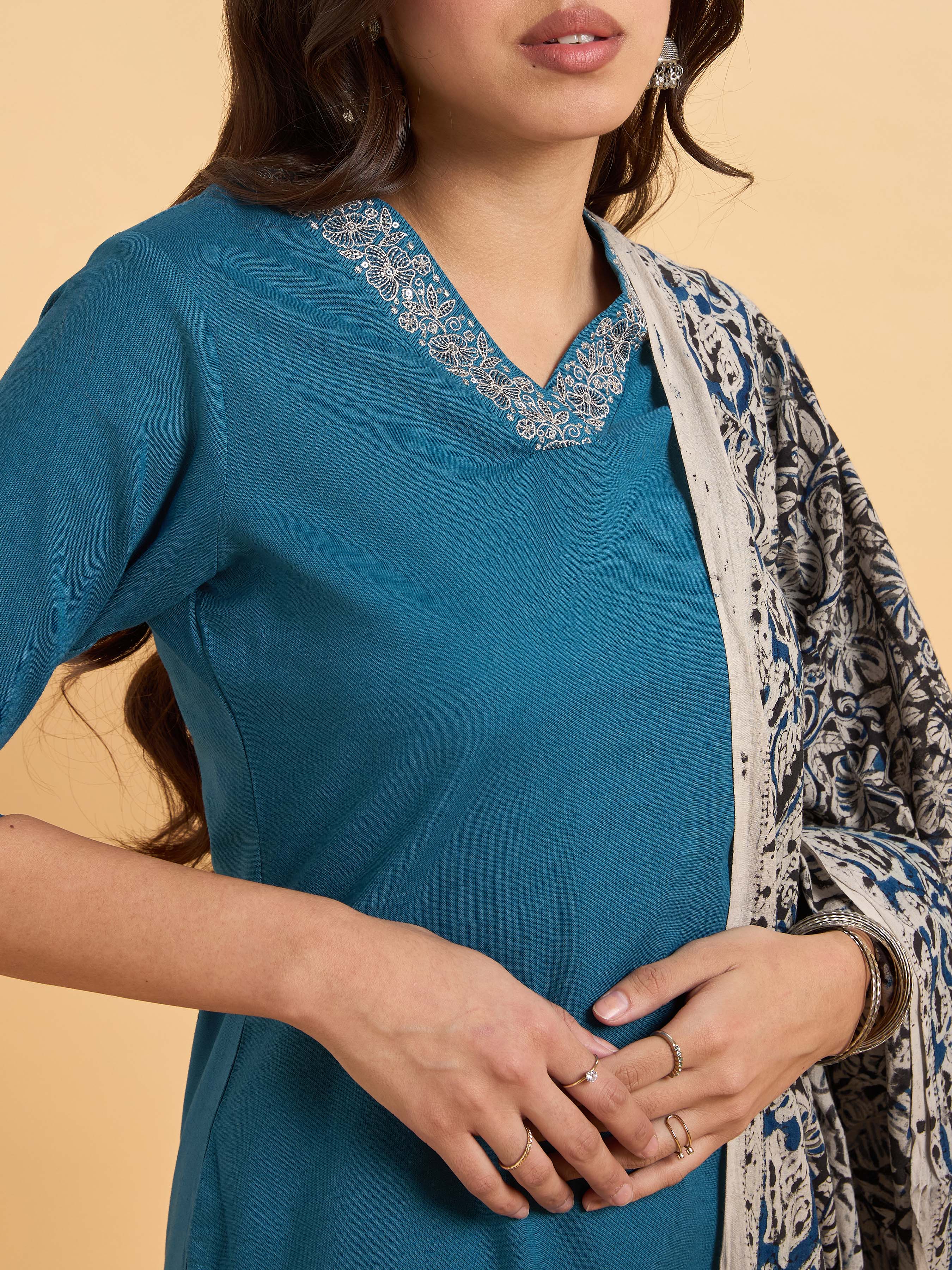 Classic Blue Cotton Flax Plain Kurti Set With Kalamkari Dupatta And Sequence Embroidery