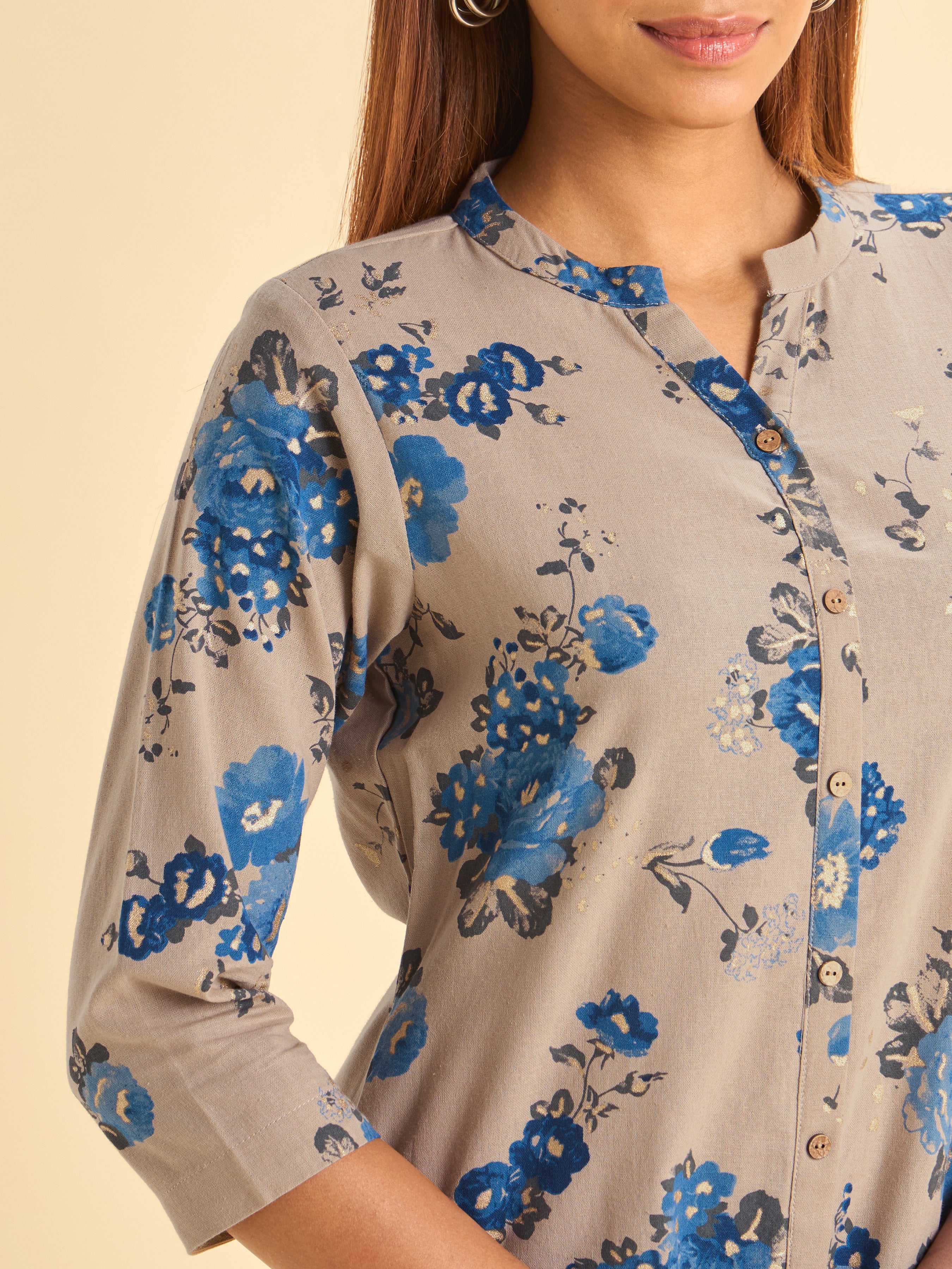 Ivory Cotton Flax Printed Kurti With Center Cut