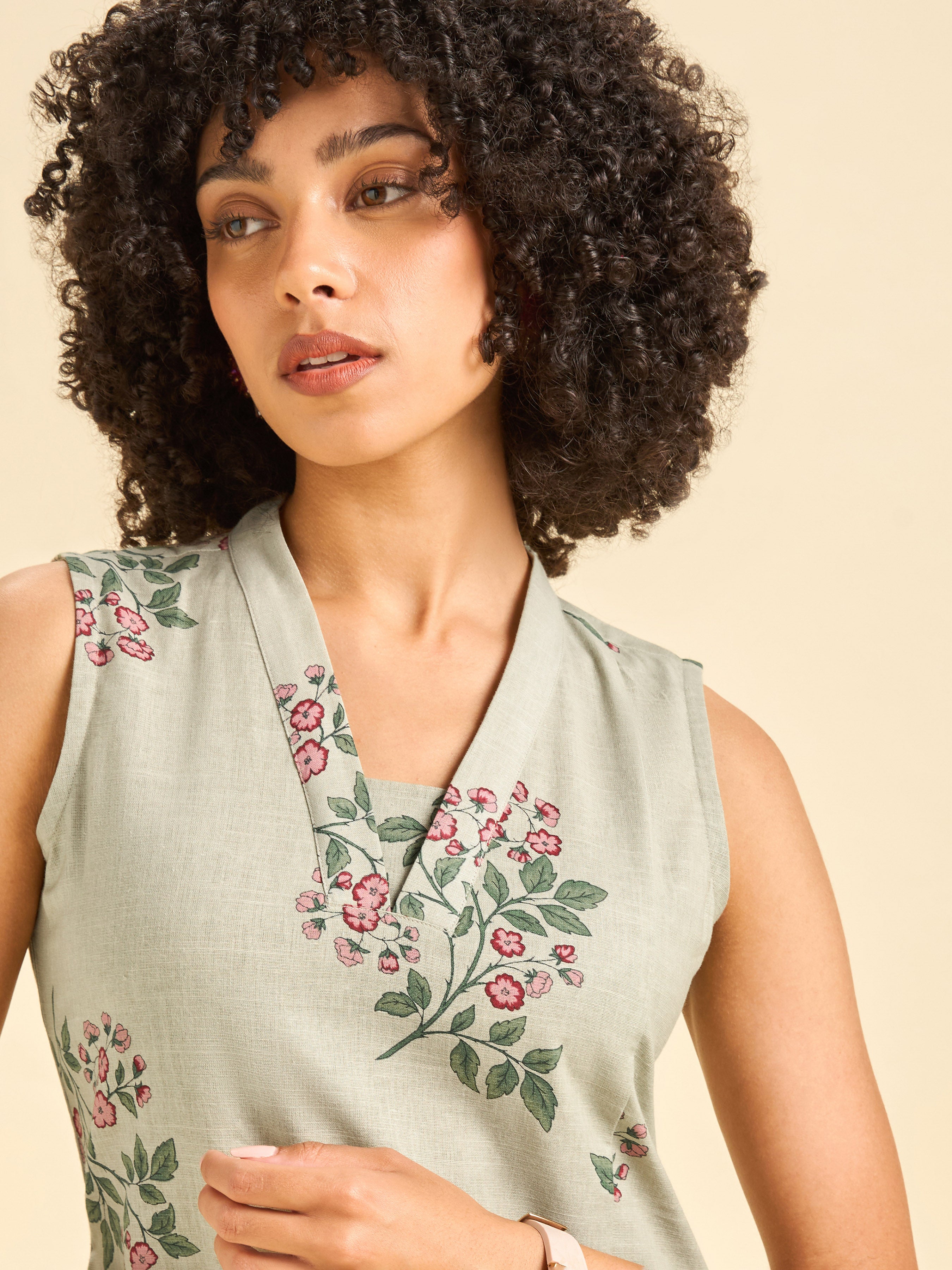 Pista Green Cotton Flax Slub Sleeveless Kurti Set