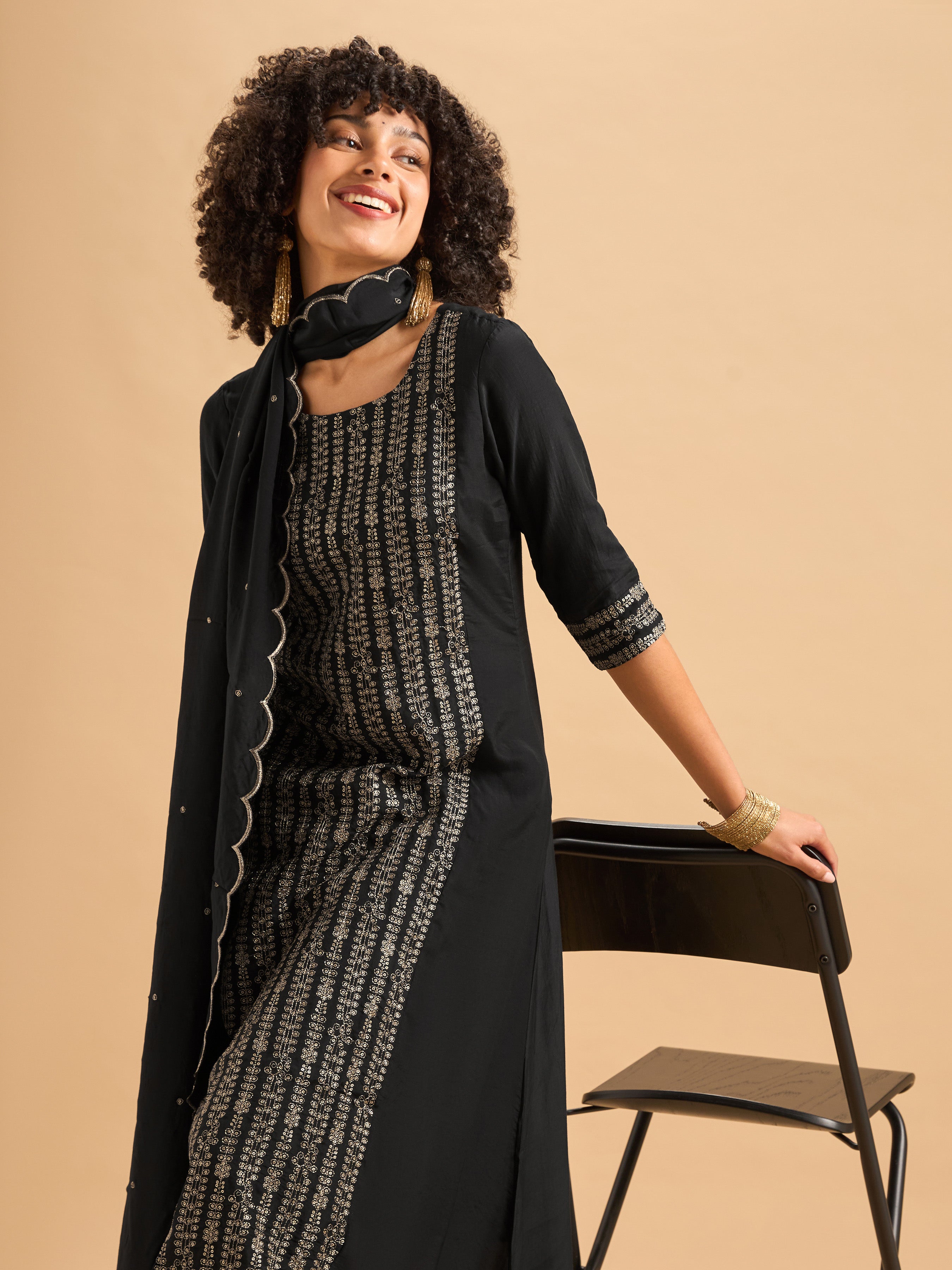 Black Muslin Kurti Set & Dupatta With Sequins Work