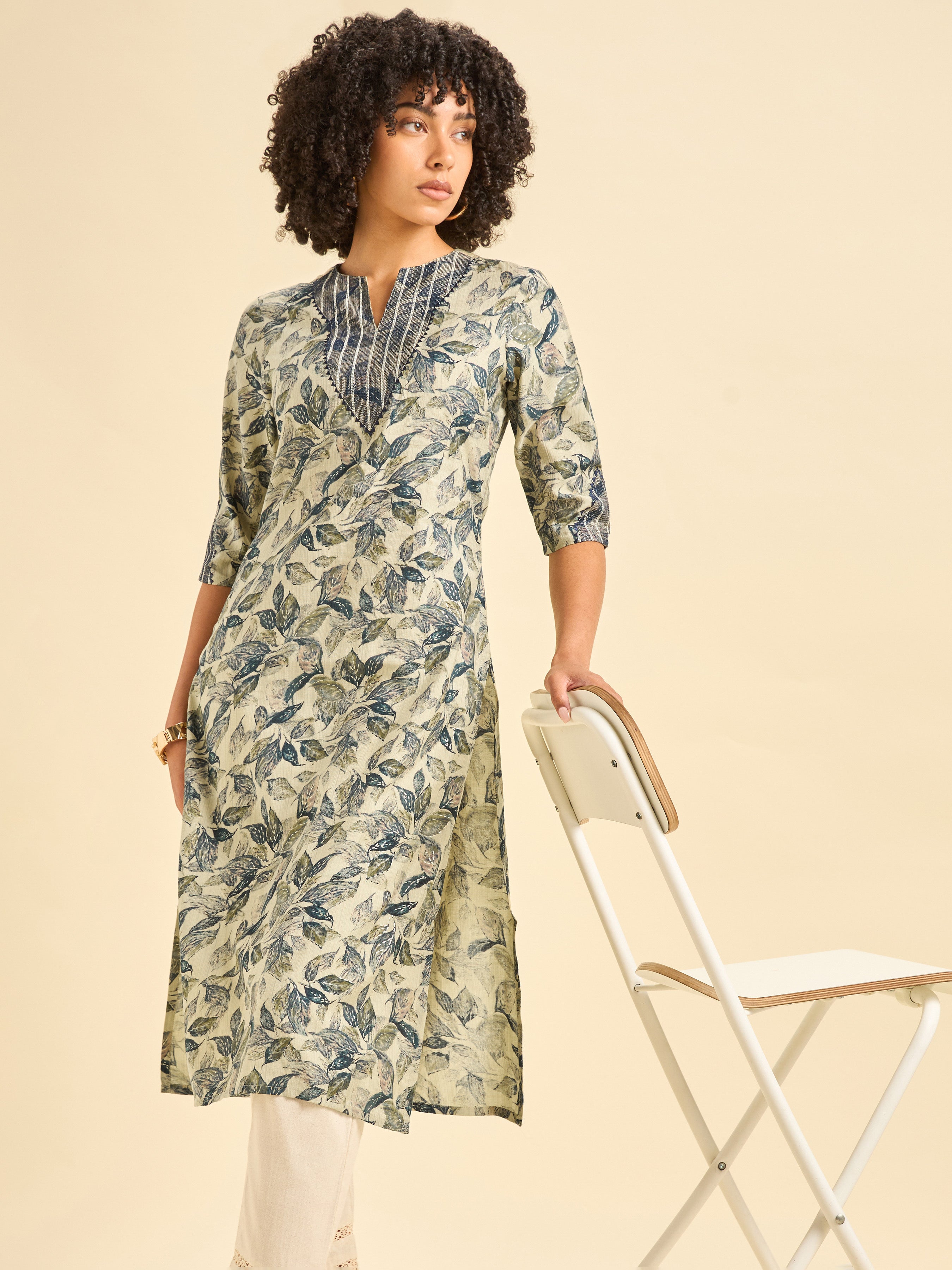 Ivory And Blue Viscose Blend Foil Printed Kurti With Embroidery
