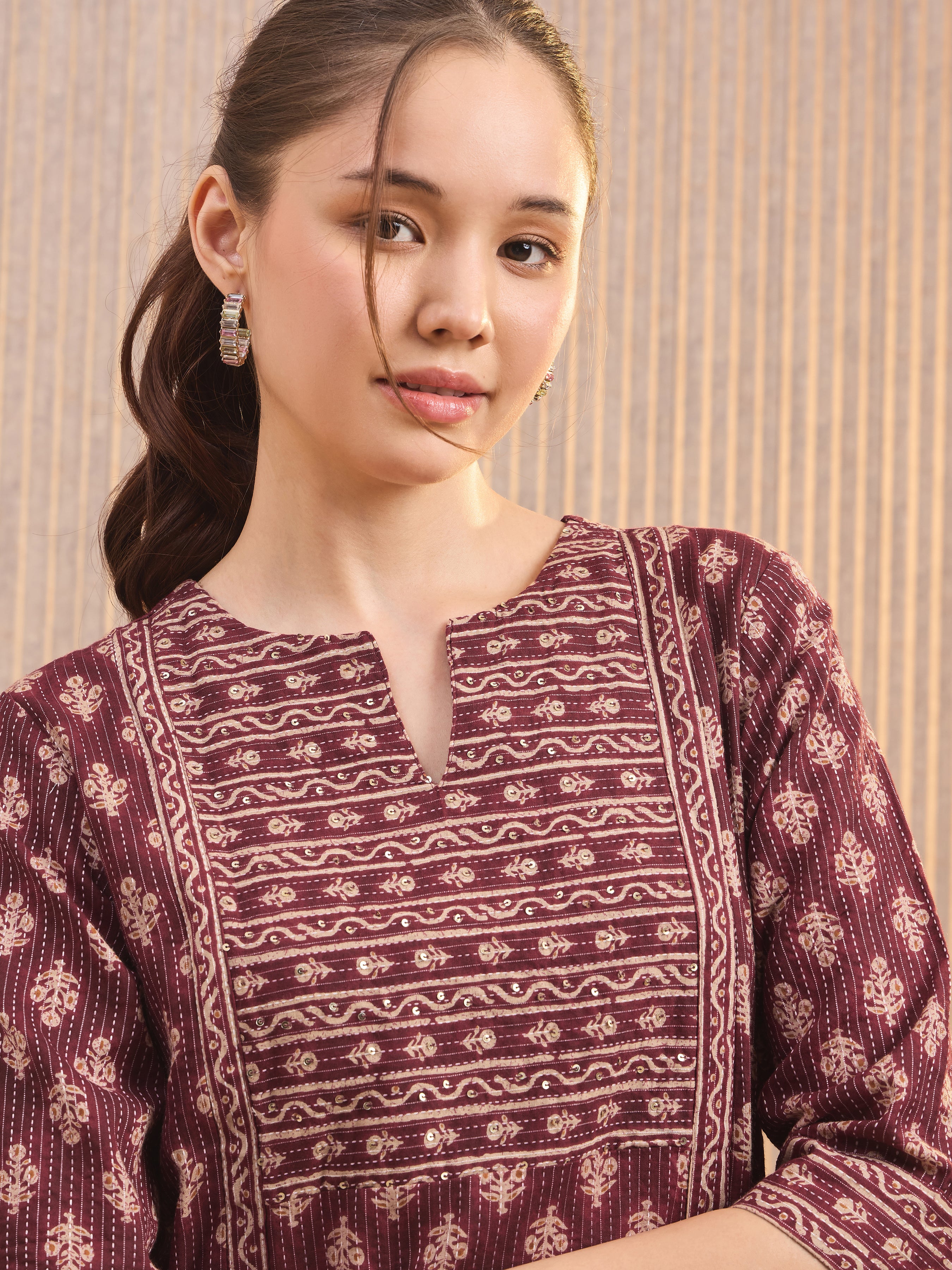 Meroon Pure Cotton Katha Printed Kurti With Sequins Work