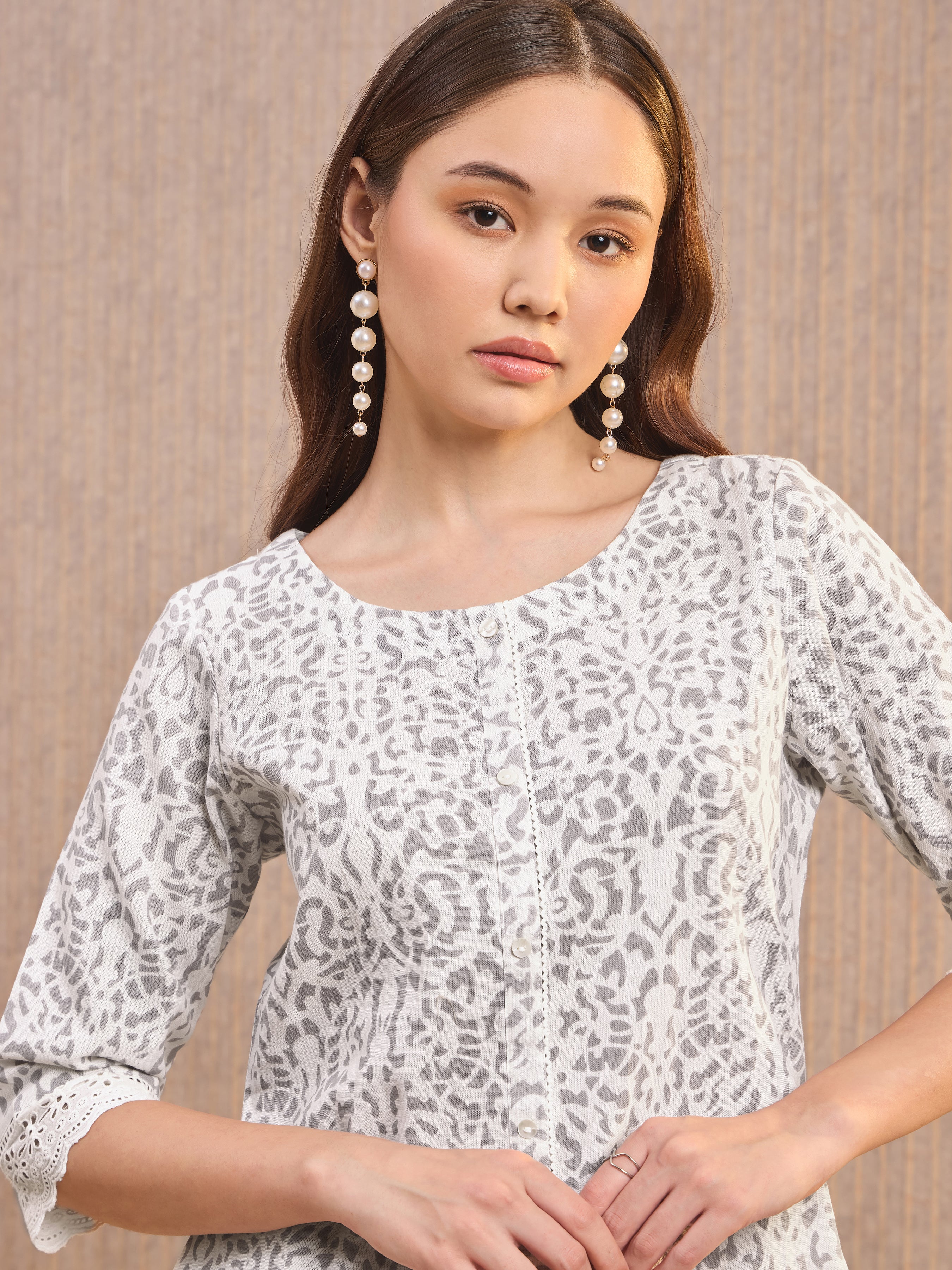 White Cotton Flax Printed Kurti With Lace Detailing