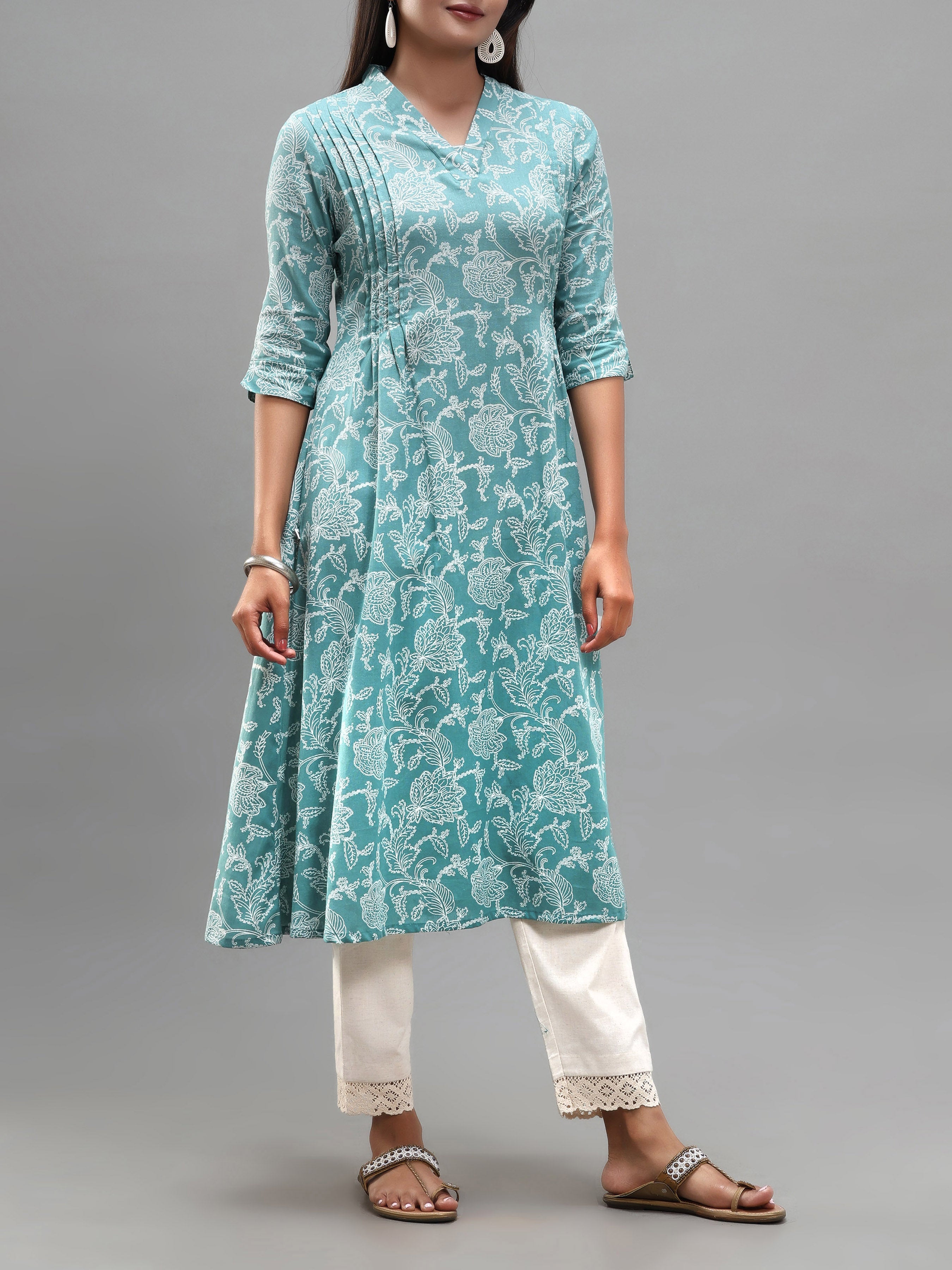 Women Wearing Teal Blue Cotton Flax Kurti With Print