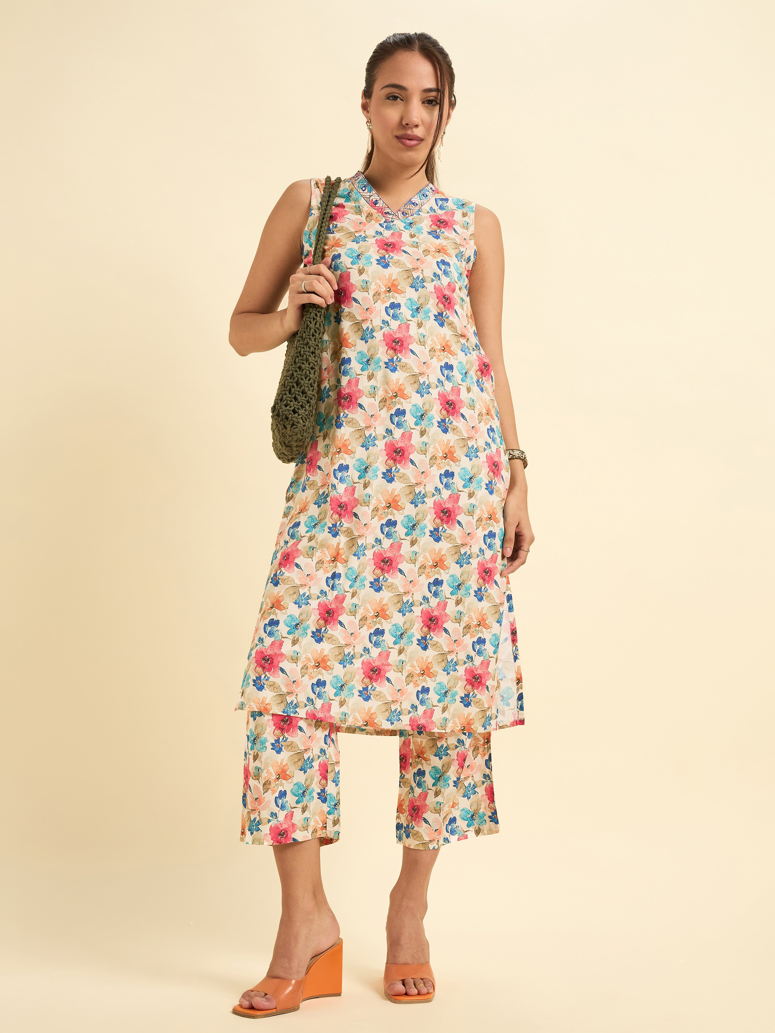 Ivory Multi Colour Cotton Flax Printed Sleeveless Kurti Set With Mirror Work Embroidery