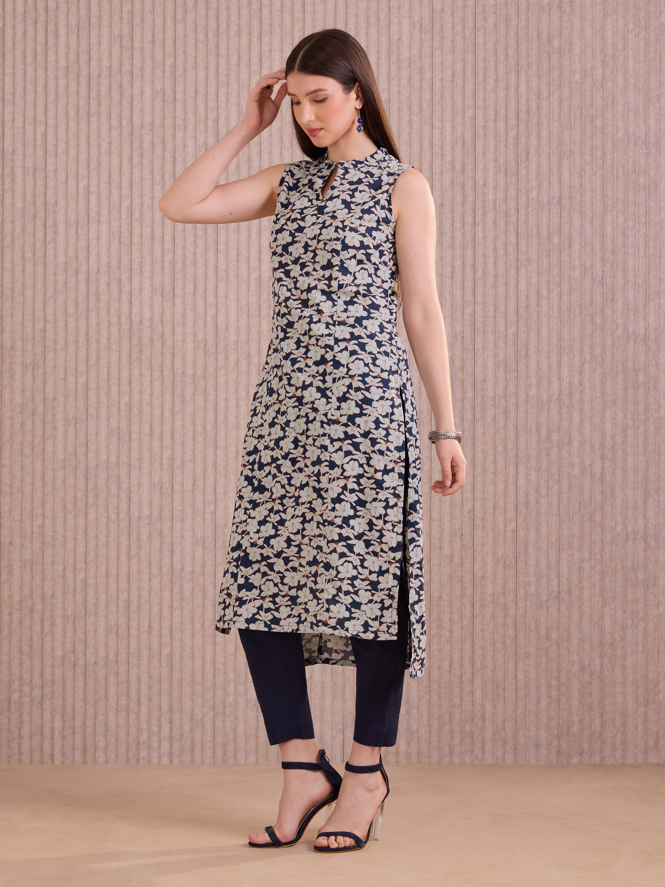 Blue Pure Cotton Floral Print Sleeve Less Kurti with Extra Sleeves Included