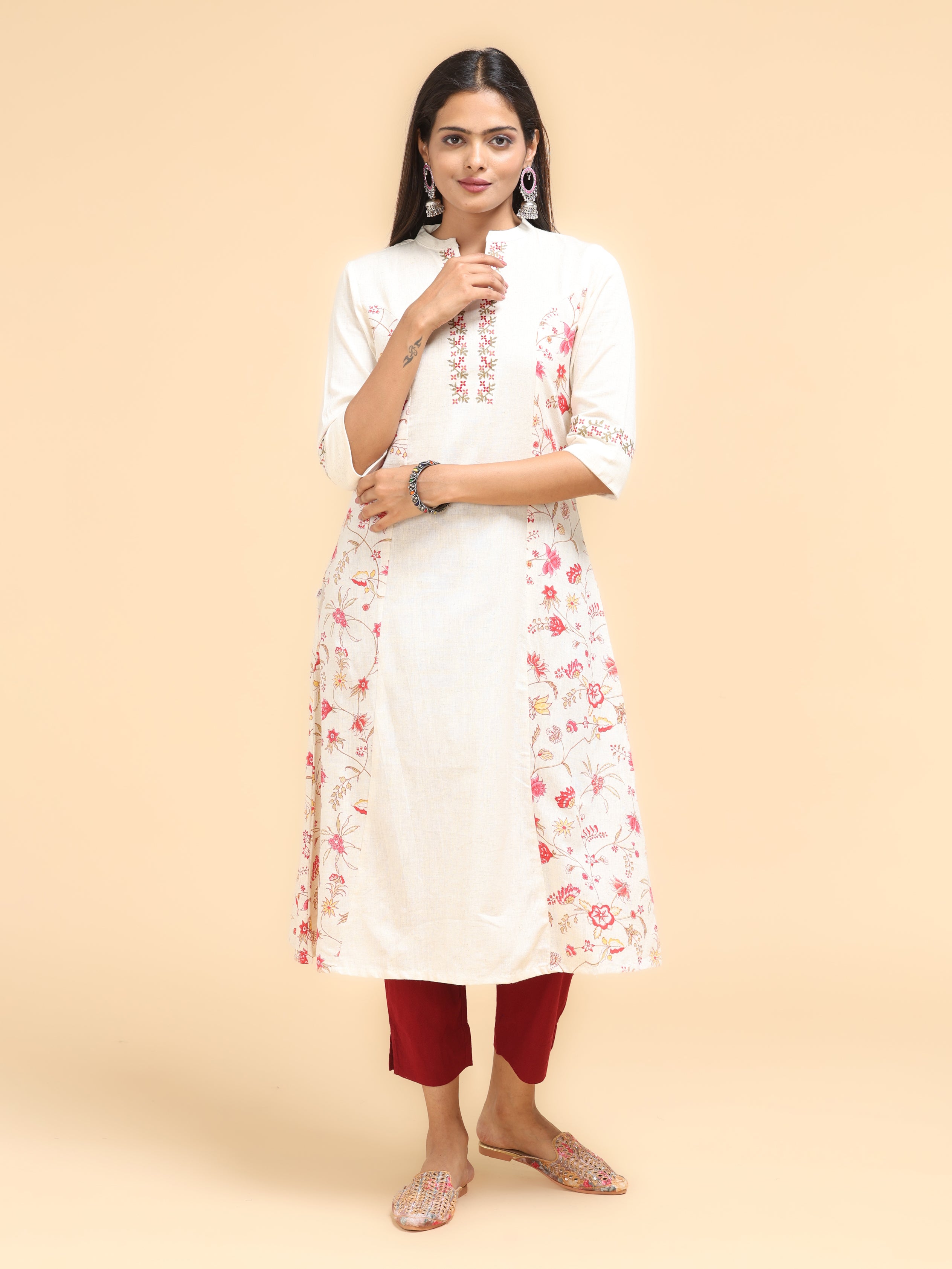Off White Cotton Flax Printed Kurti With Pannel Cut