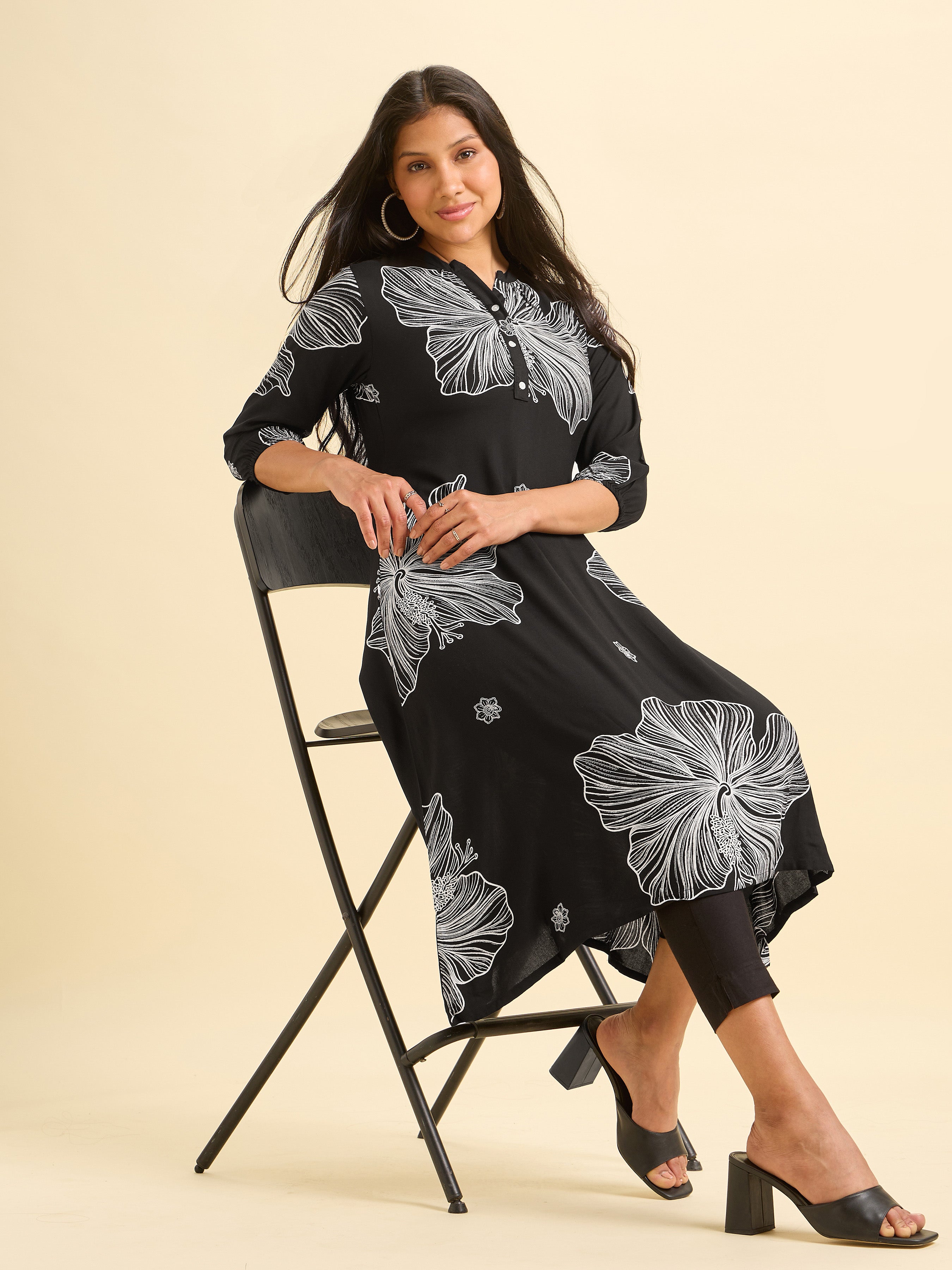 Black And White Viscose Printed Flared Kurti