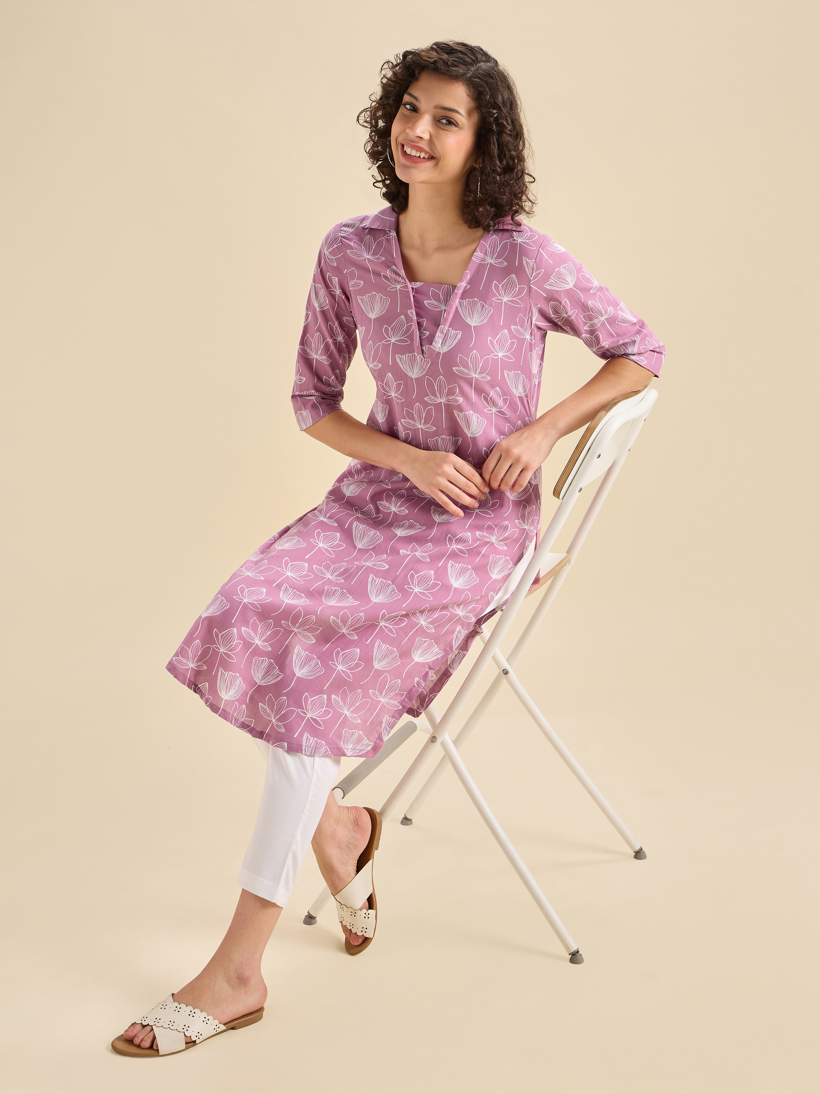 Sage Pink Pure Cotton Printed Slited Kurti With Curved Hem