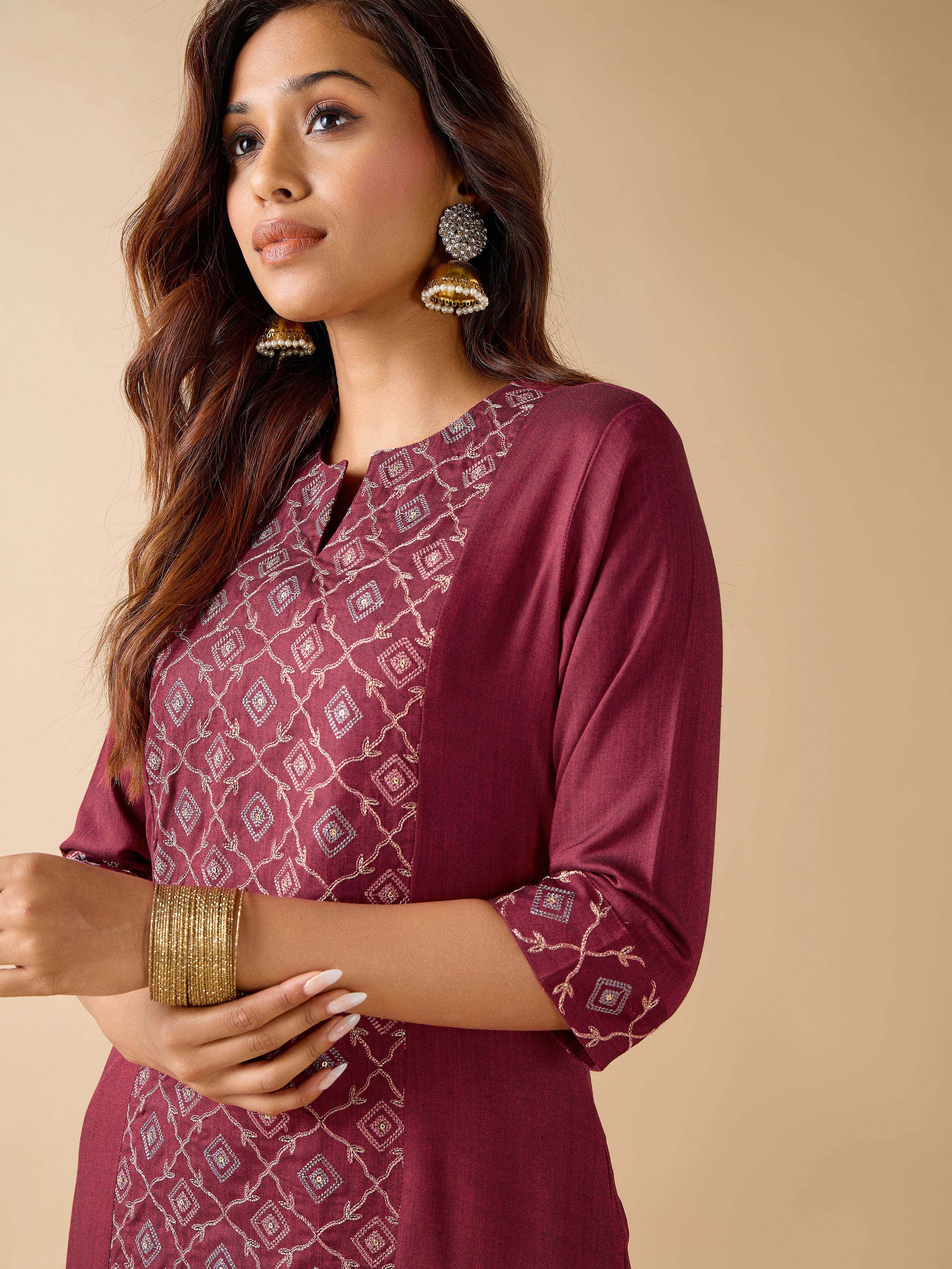 Magenta Viscose Plain Kurti & Bottom Set With Sequins Work