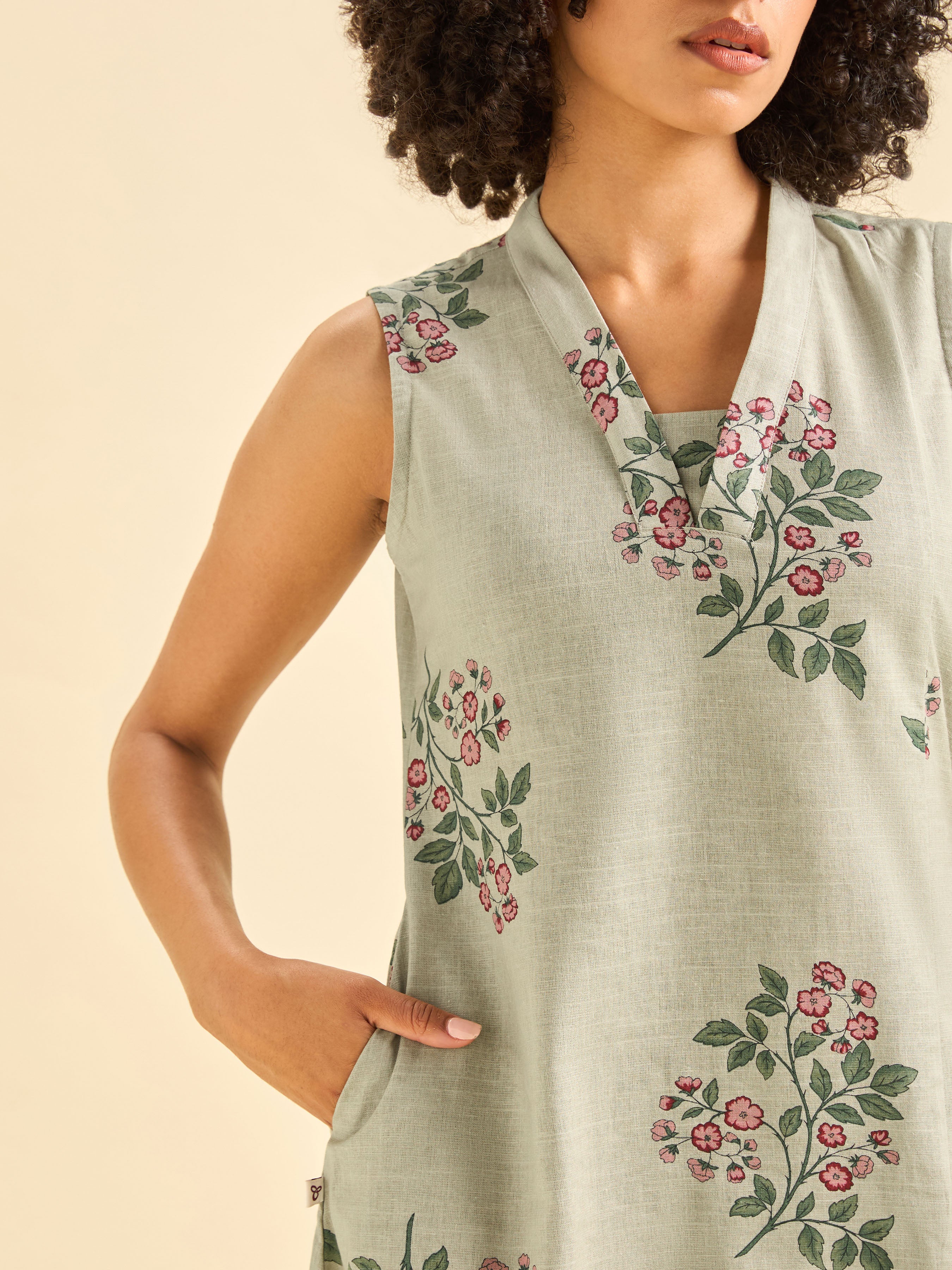 Pista Green Cotton Flax Slub Sleeveless Kurti Set
