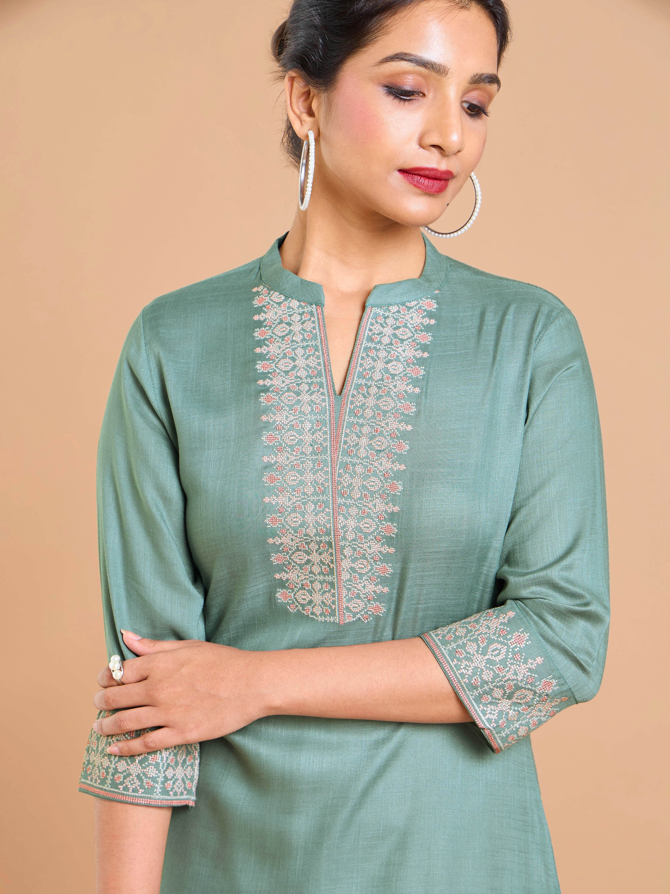 Aqua Green Viscose Slub Kurti With Embroidery