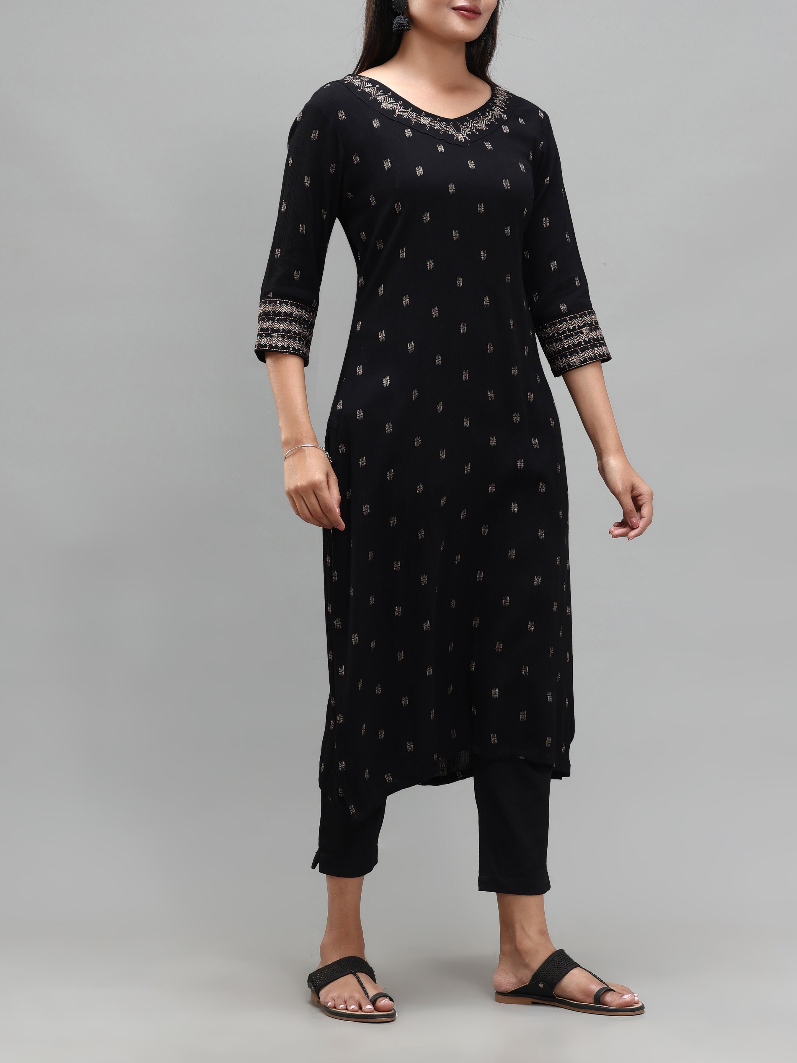 Black Wrinkle Viscose Kurti With Embroidery