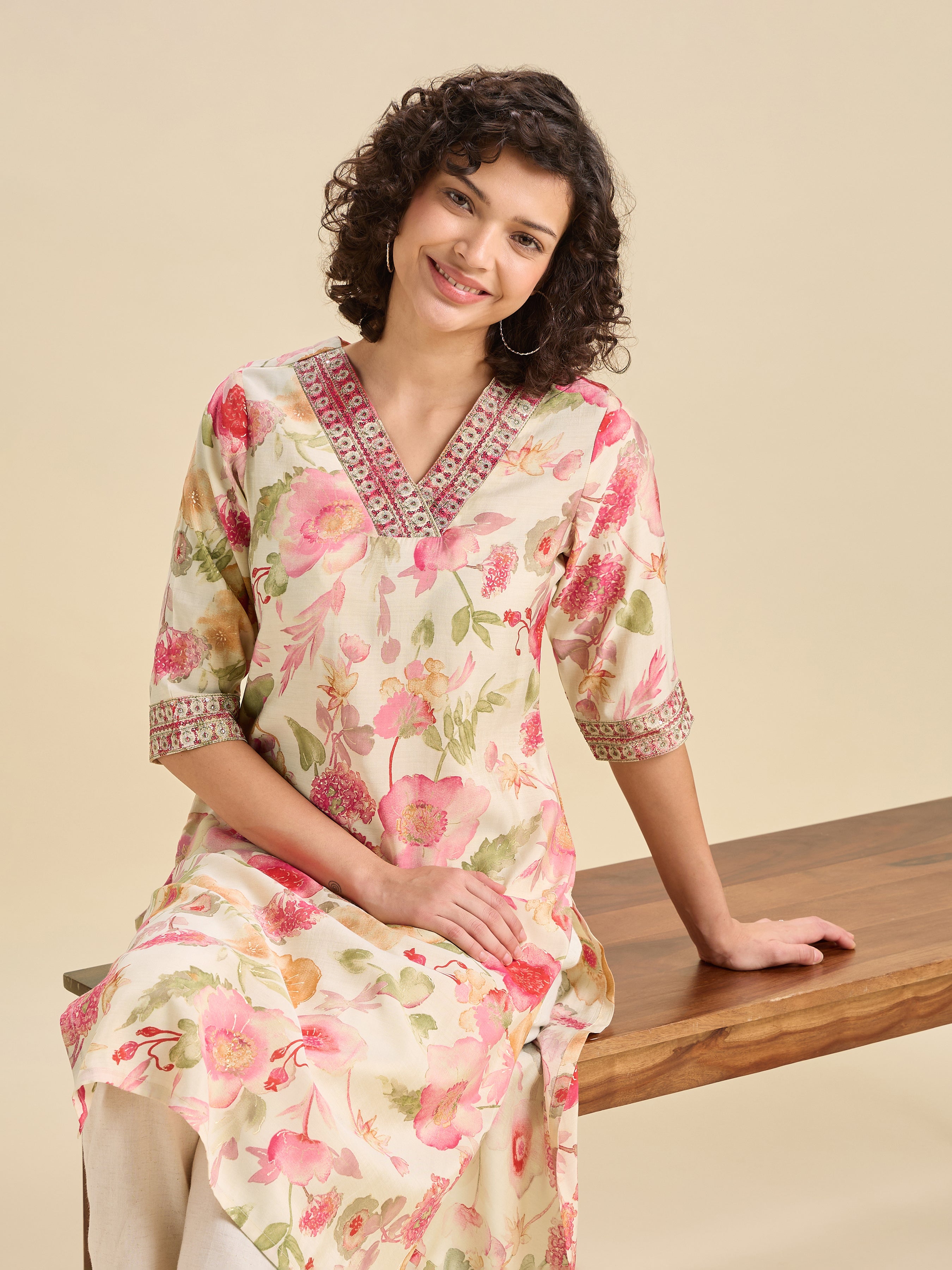 Ivory Modal Chanderi Printed Slited Kurti With Sequins Embroidery