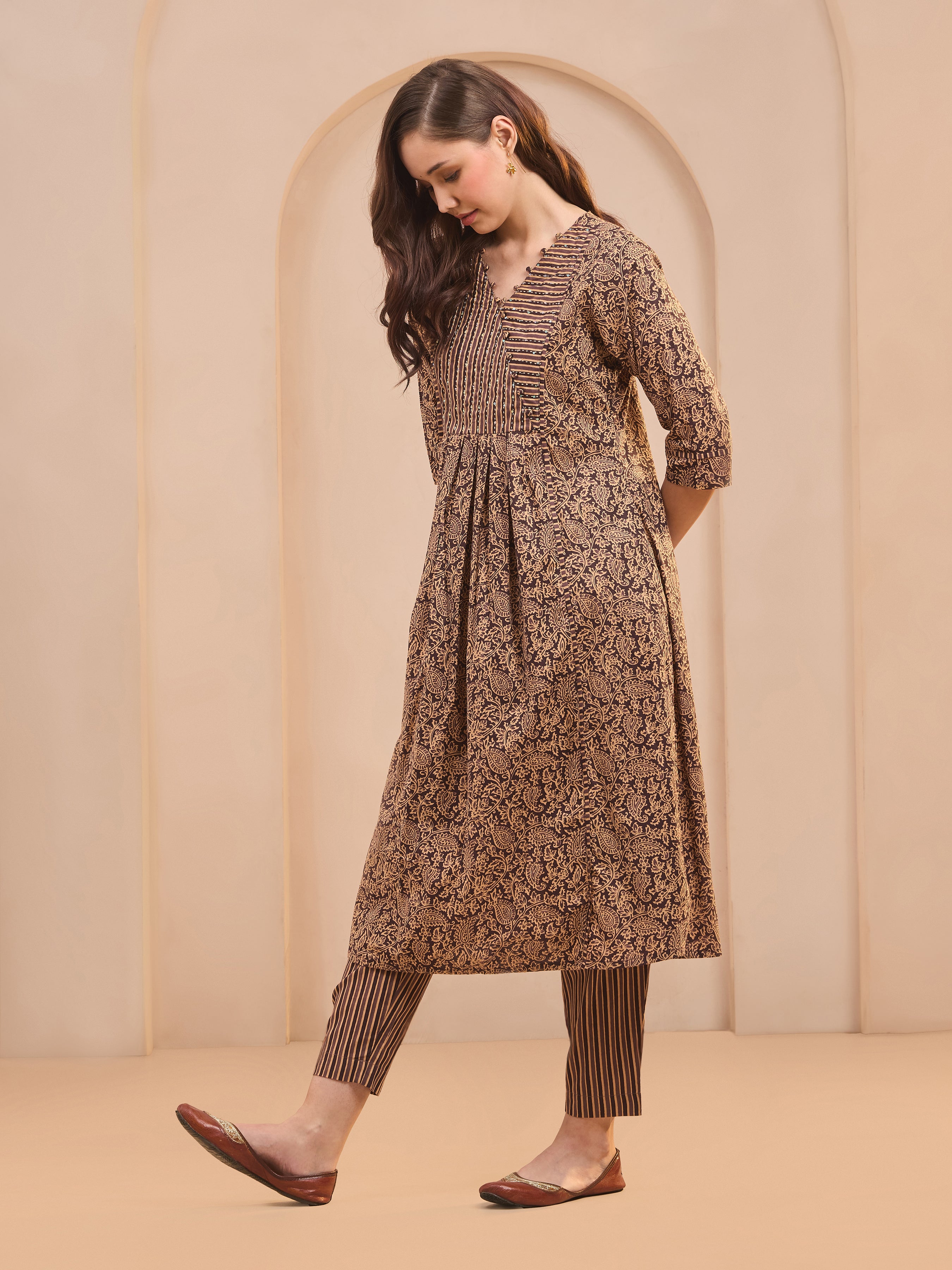 Brown Cotton Katha Printed Kurti & Bottom Set With Sequins Work