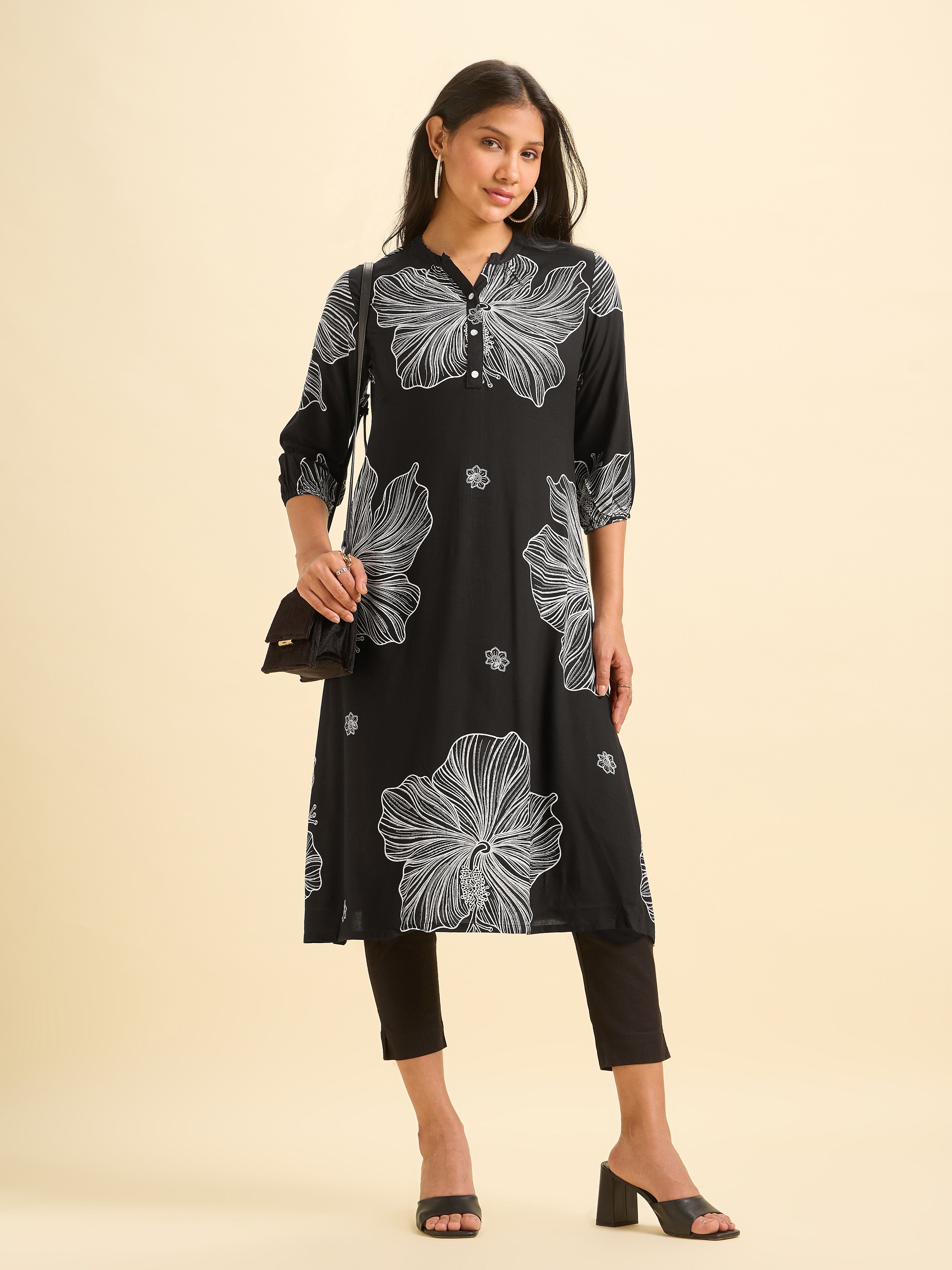 Black And White Viscose Printed Flared Kurti