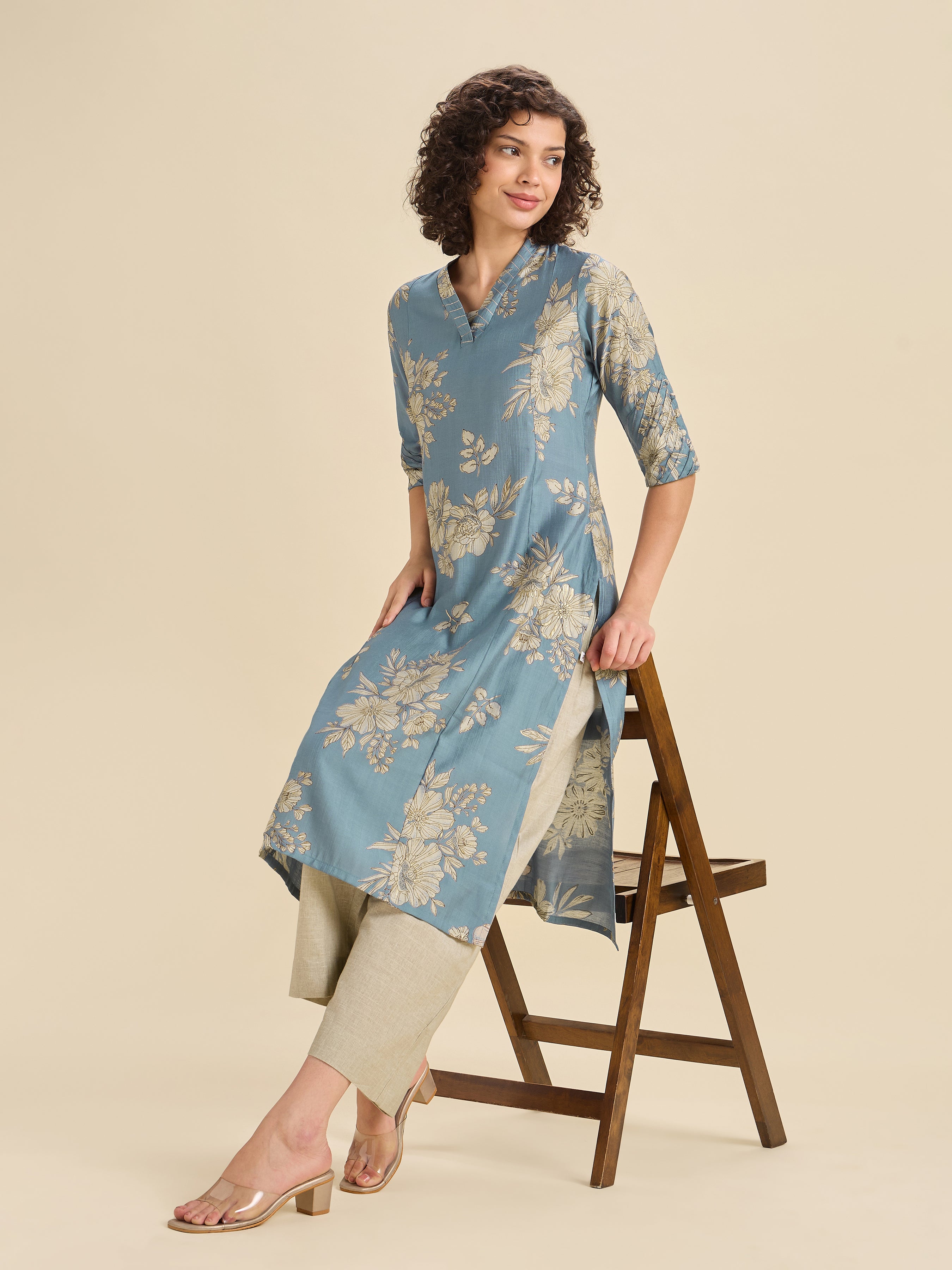 Sky Blue Viscose Blend Printed Kurta With Embroidery