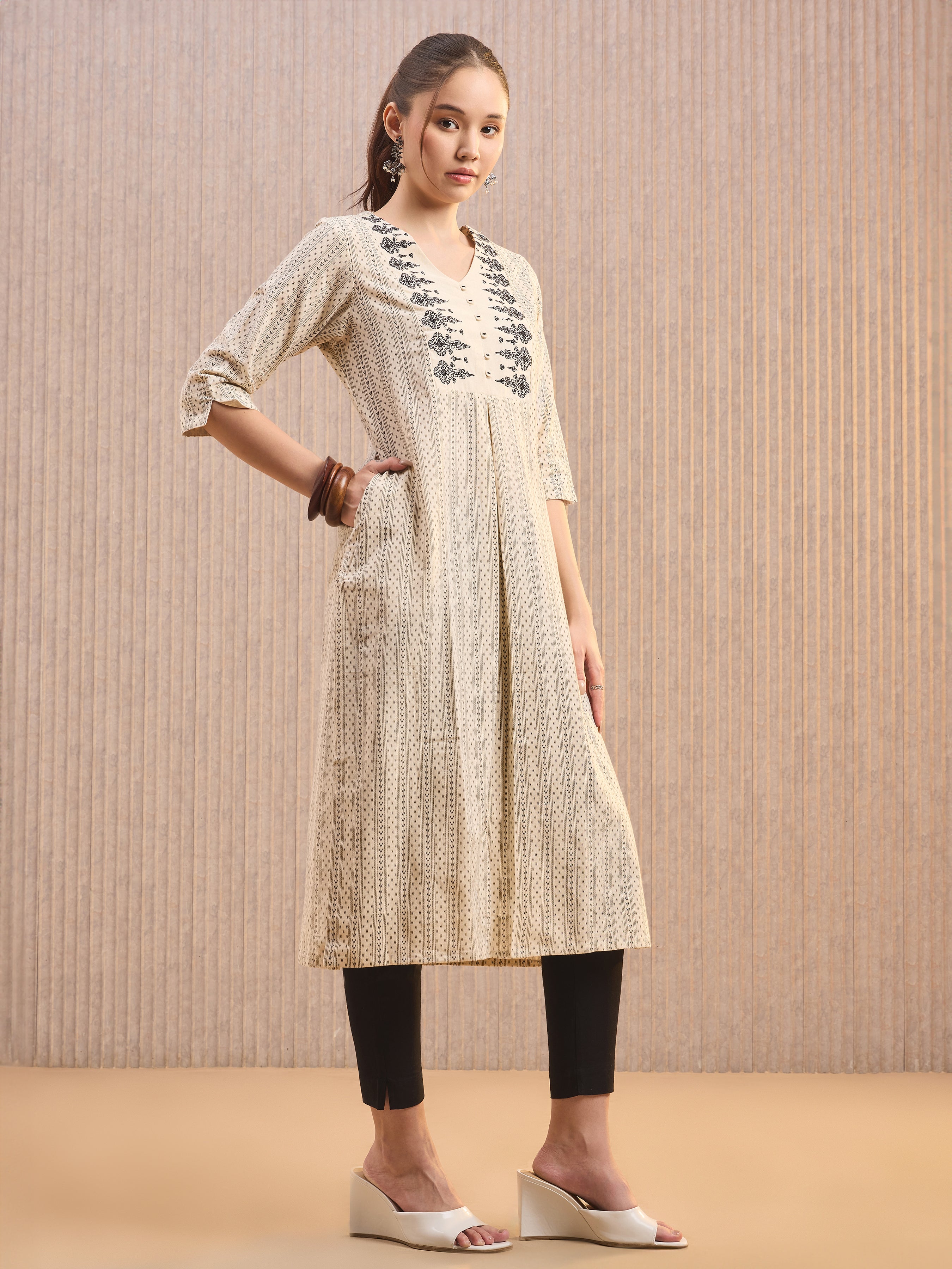 Ivory Cotton Flax Printed Kurti With Embroidery