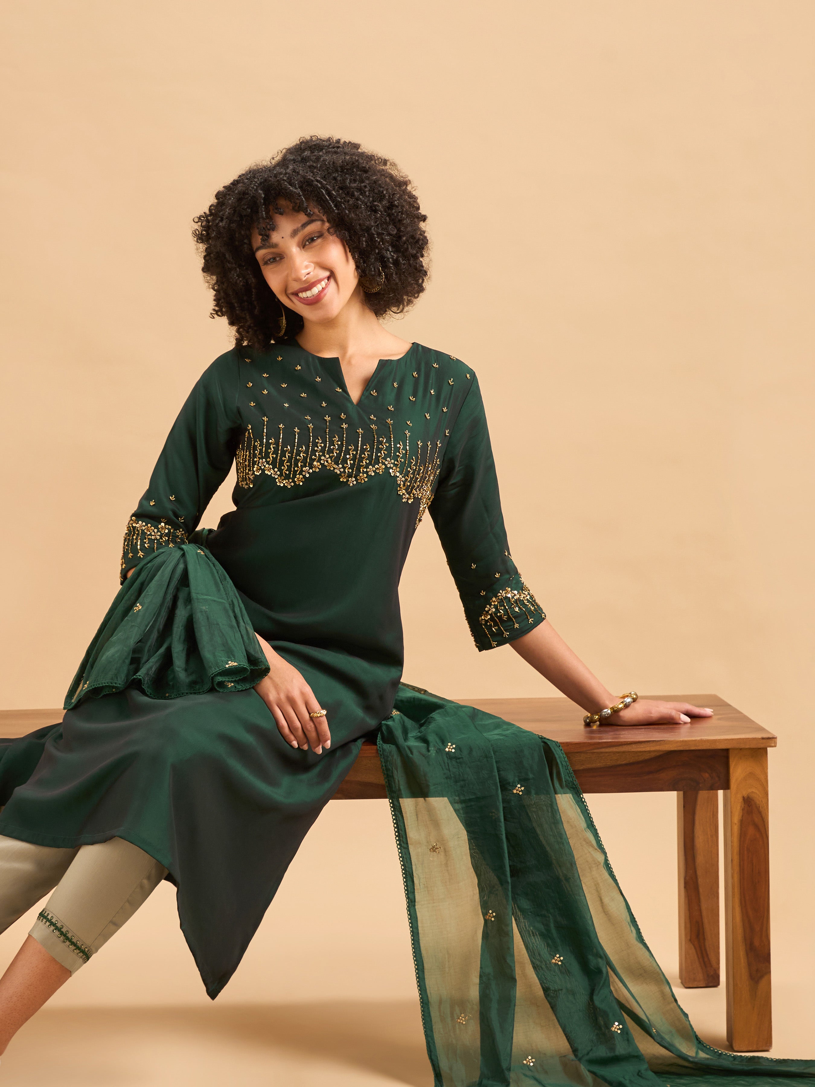 Bottle Green Viscose Slub Plain Kurti Set & Dupatta With Hand Work