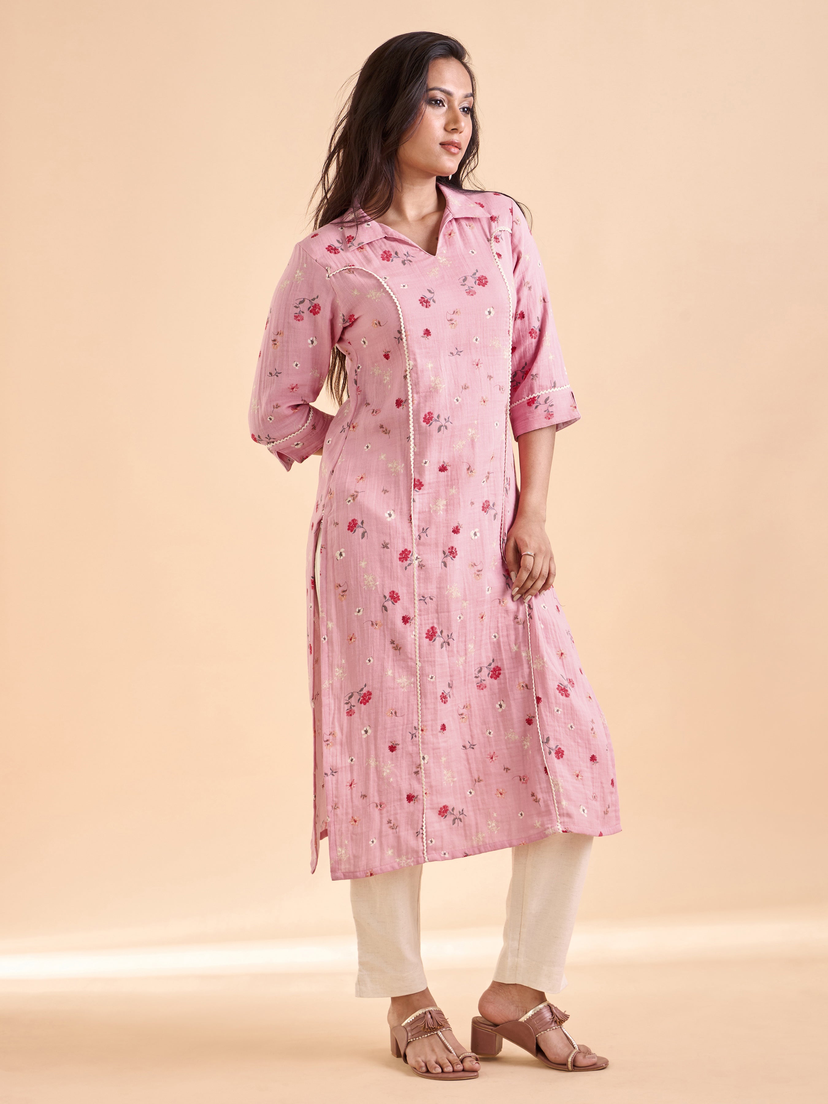Baby Pink Double Cotton Printed Kurti With Lace Detailing
