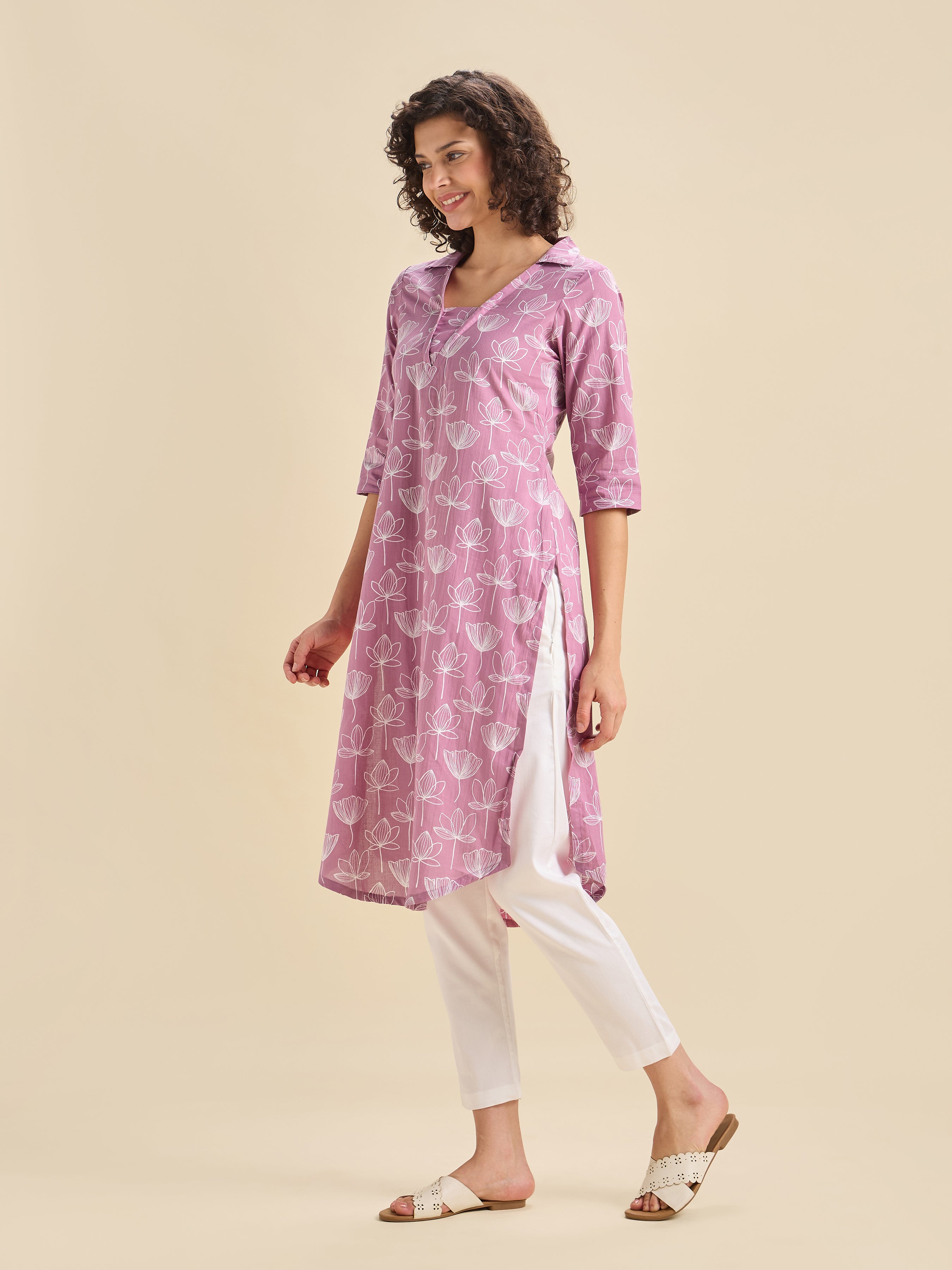 Sage Pink Pure Cotton Printed Slited Kurti With Curved Hem