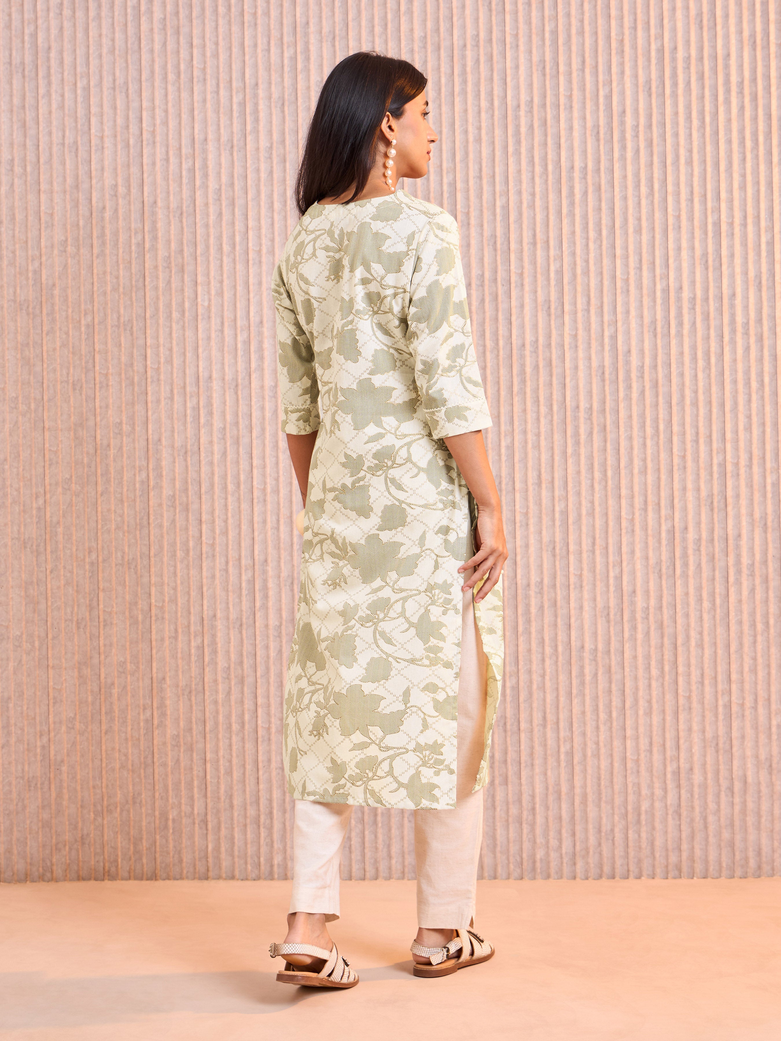 Ivory And Green Cotton Flax Foil Printed Kurti With Embroidery & Lace Detailing