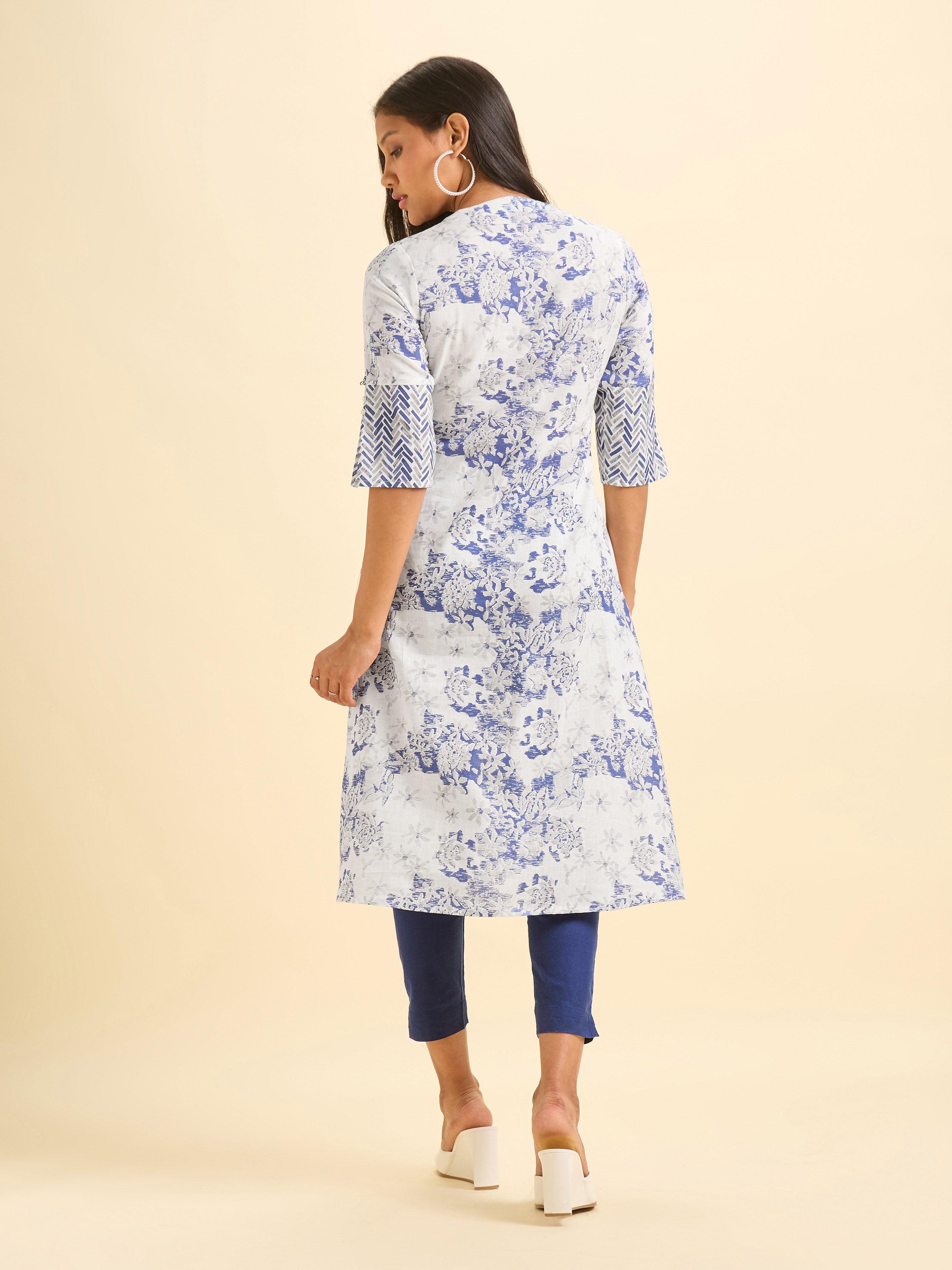 White Blue Cotton Slub Flared Center Panel And Center Cut Kurti