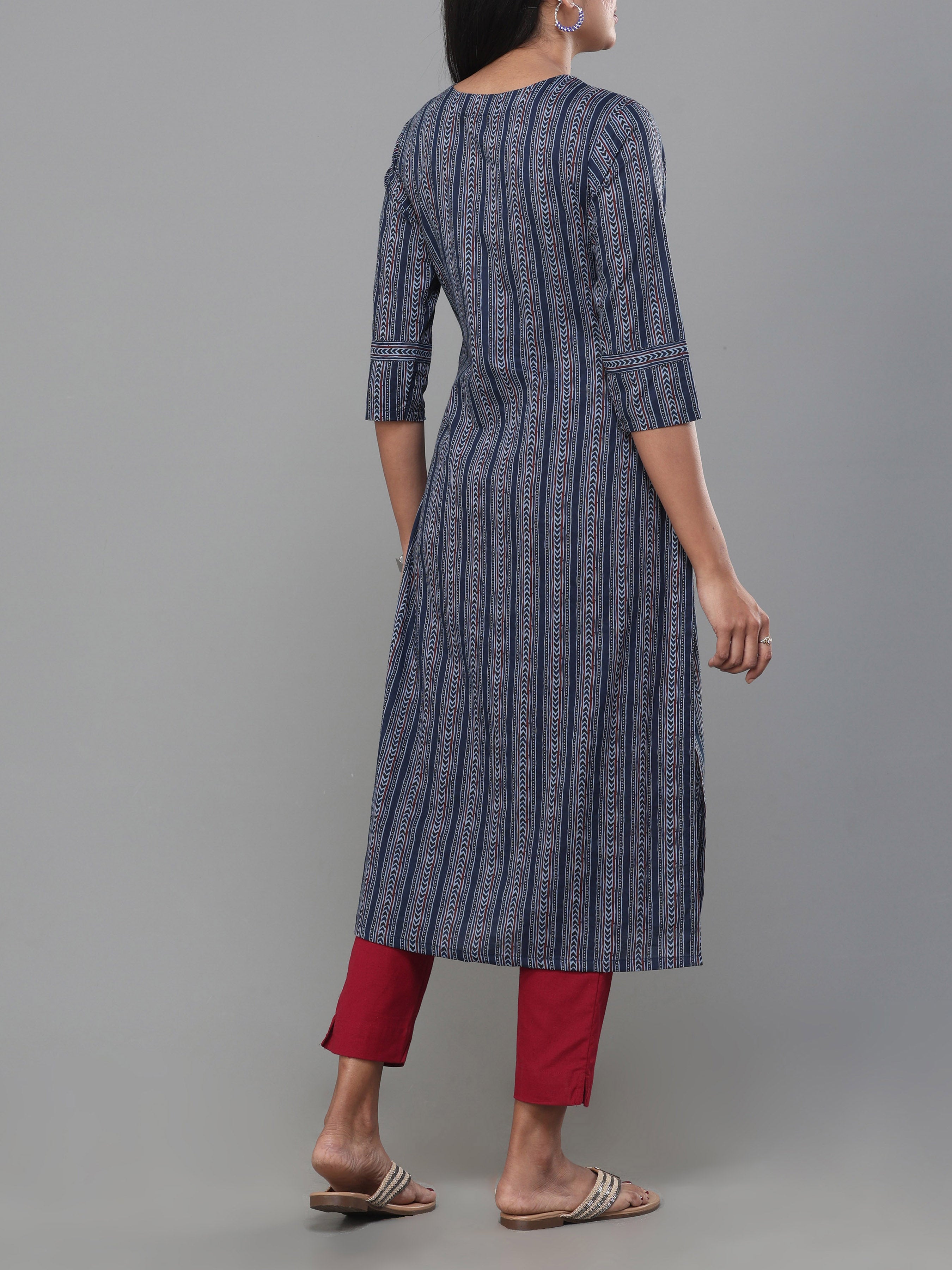 Navy Blue Pure Cotton Printed Kurti With Seequins Work