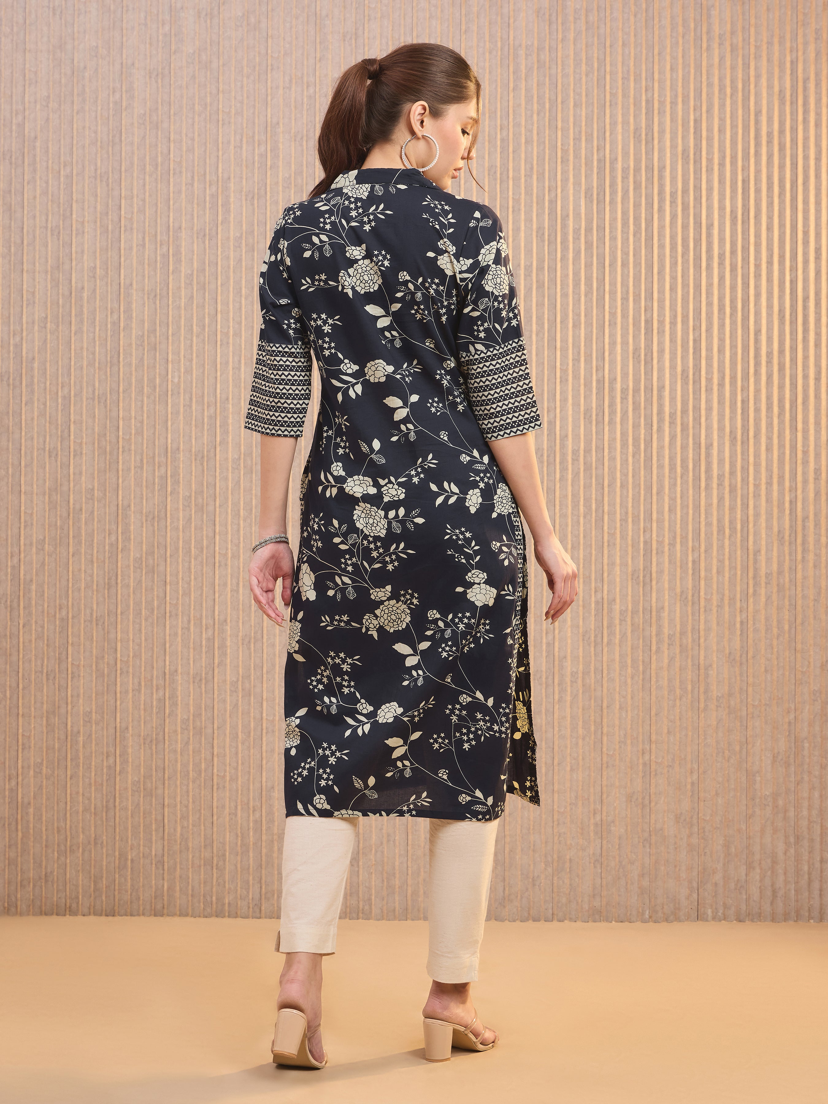 Navy Blue Pure Cotton Printed Kurti With Shirt Collar