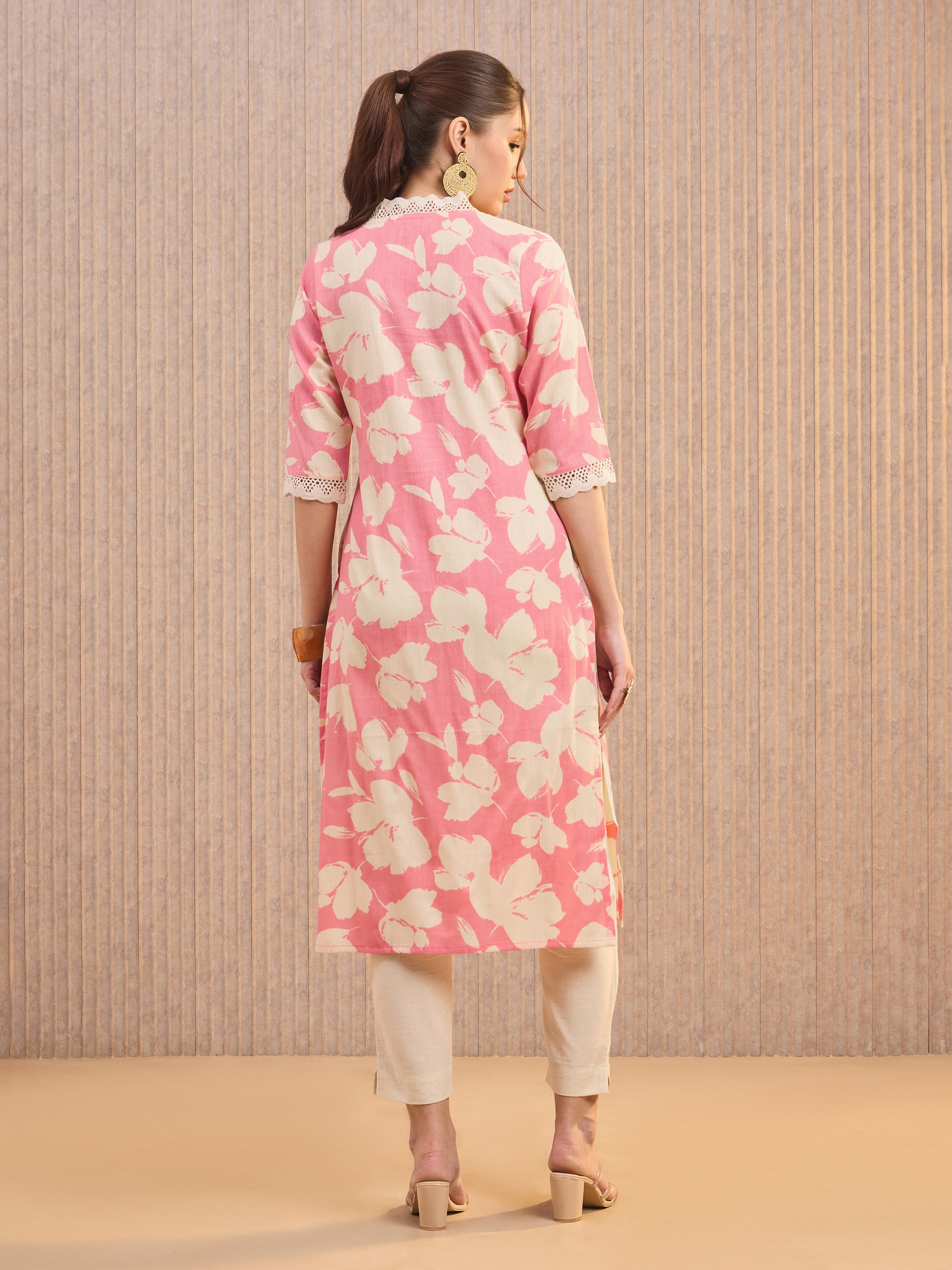 Pink Cotton Flax Printed Kurti With Lace Detailing