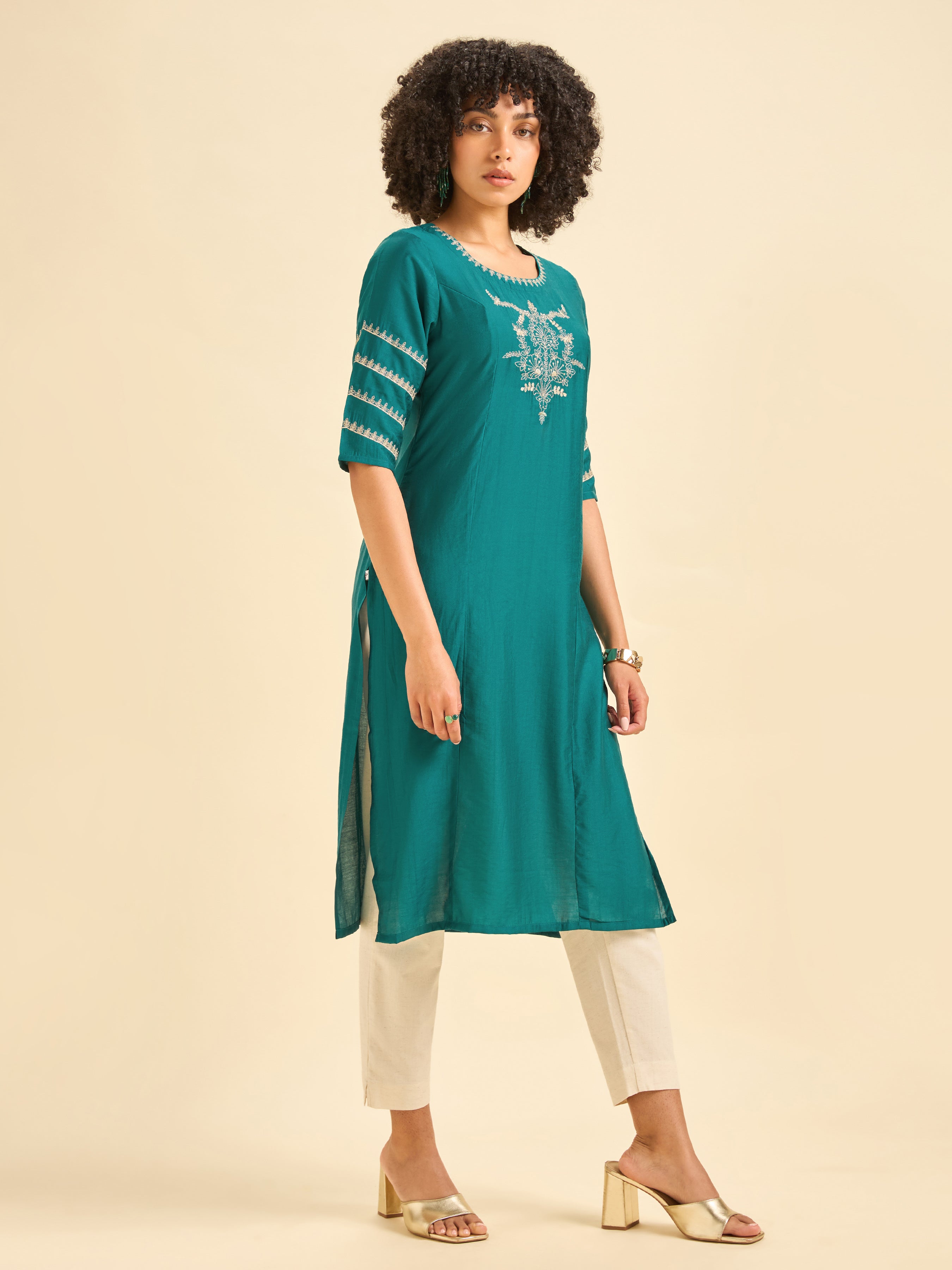 Teal Viscose Blend Plain Slited Kurti With Embroidery