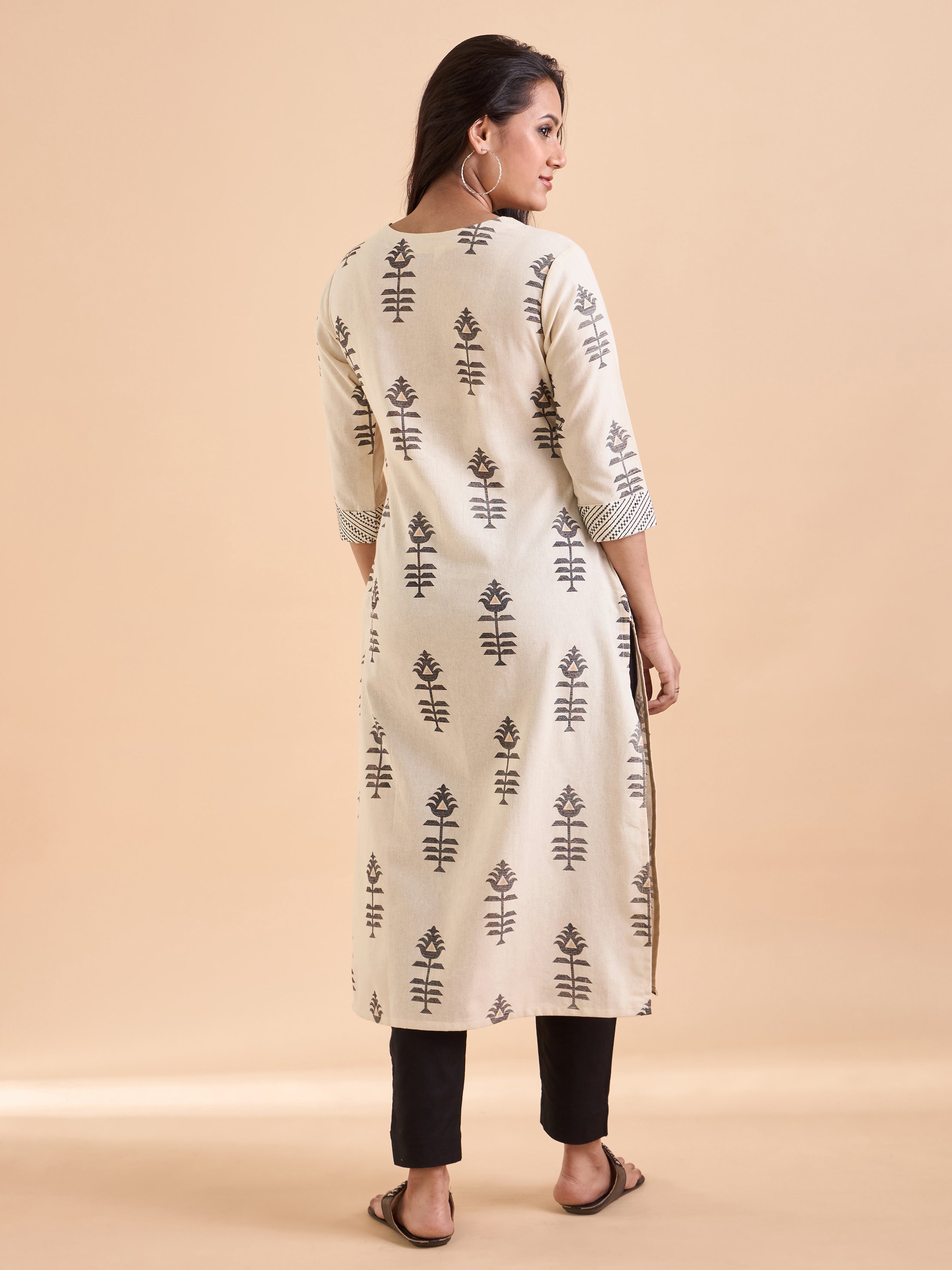 Ivory And Black Cotton Flax Printed Kurti With Embroidery