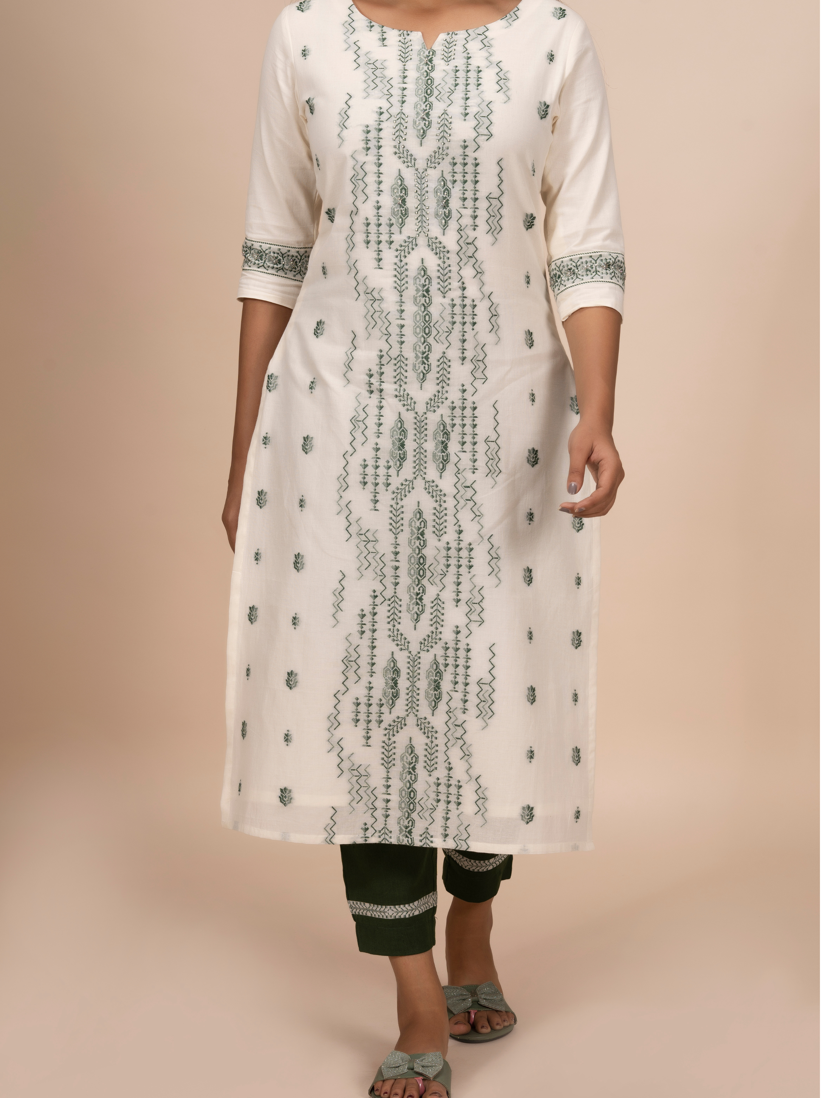 Off-White Modal Chanderi Kurti With Embroidery And Sequence Work