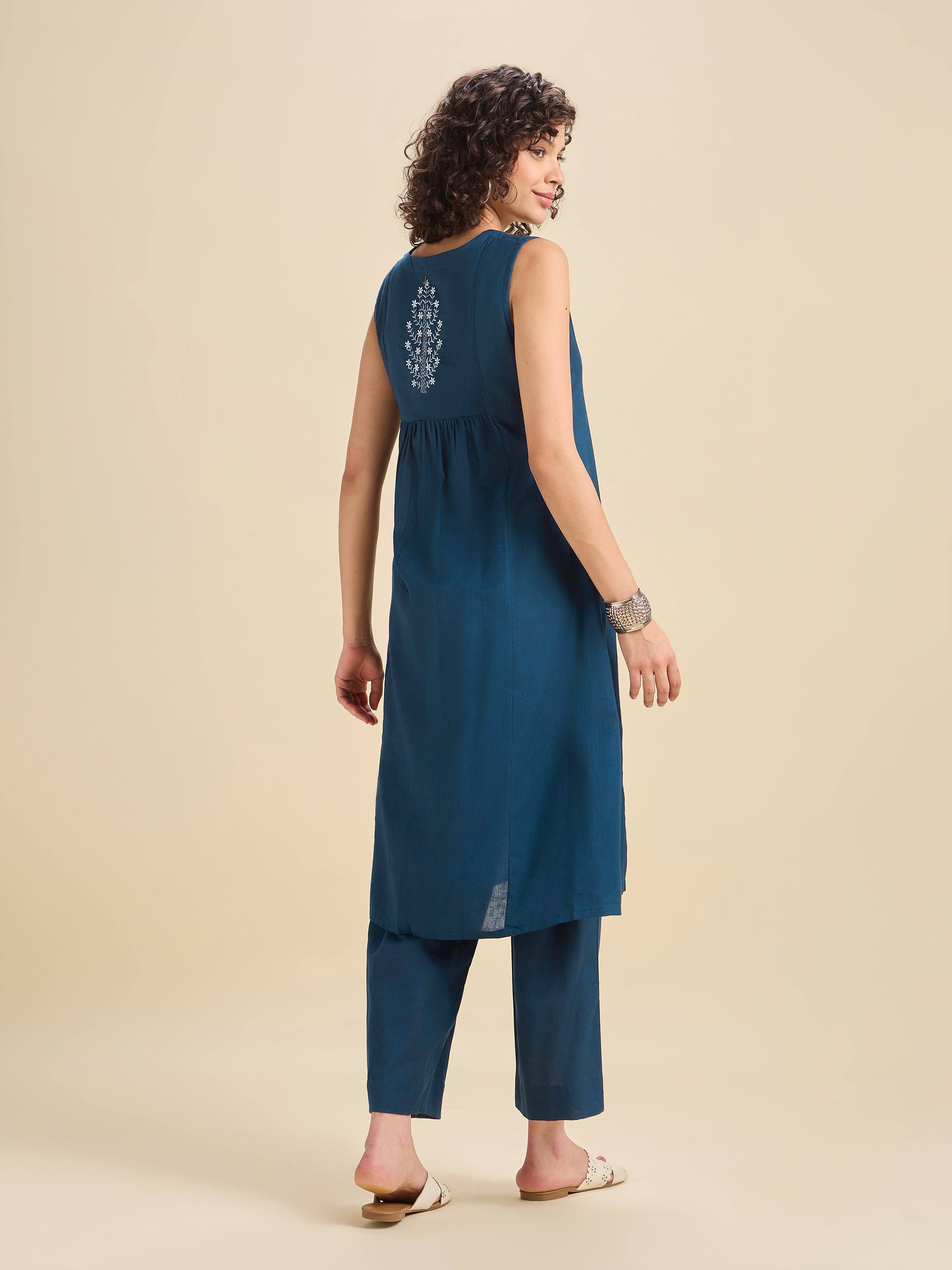 Denim Blue Cotton Flax Kurta Set With Embroidery