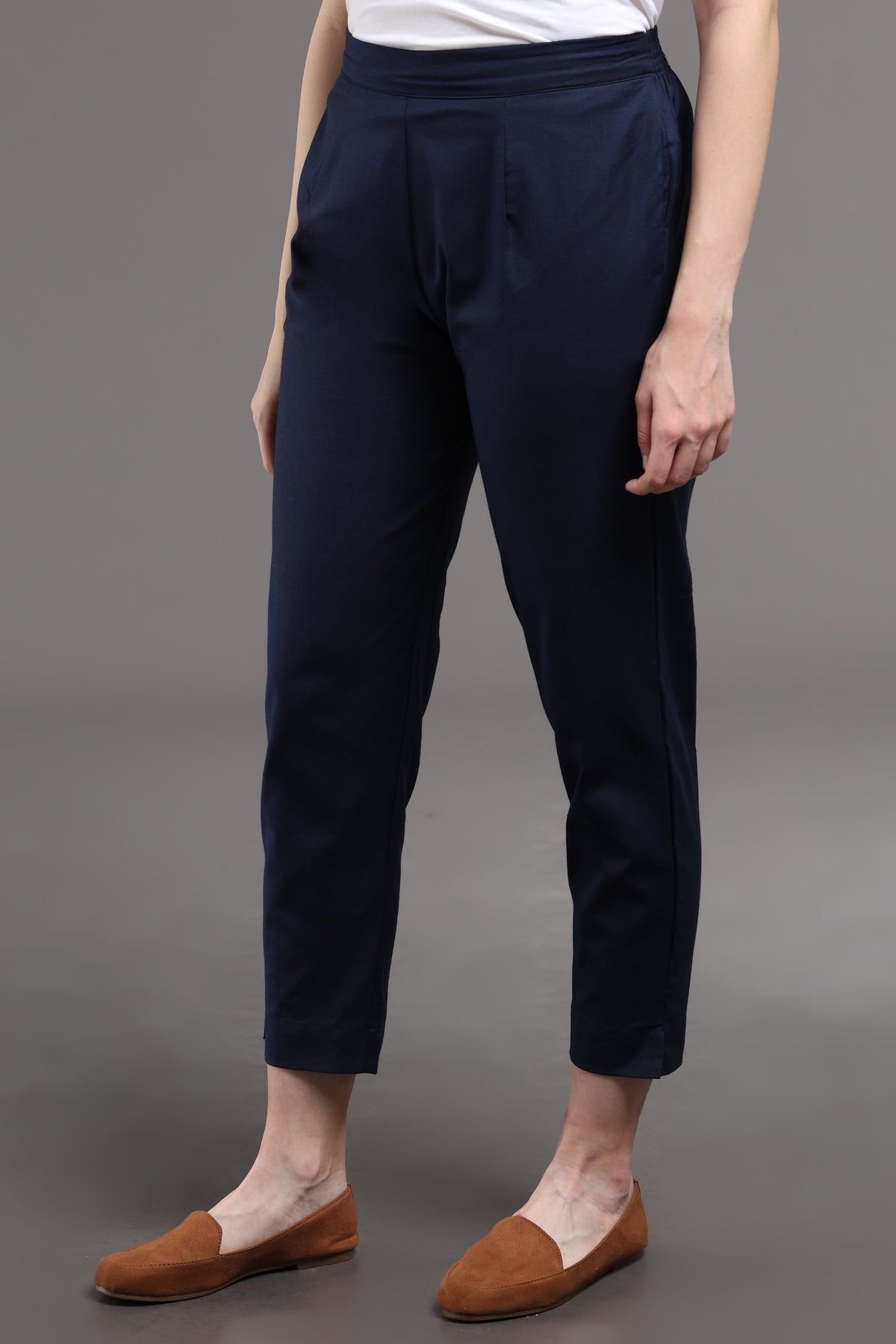 Swiss Linen Pencil Pant