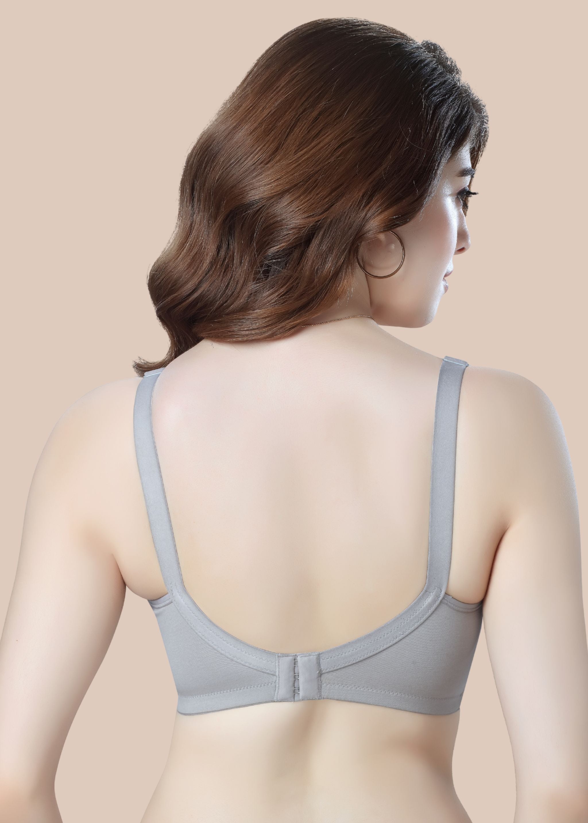 EMY C :Spacer Minimizer Bra