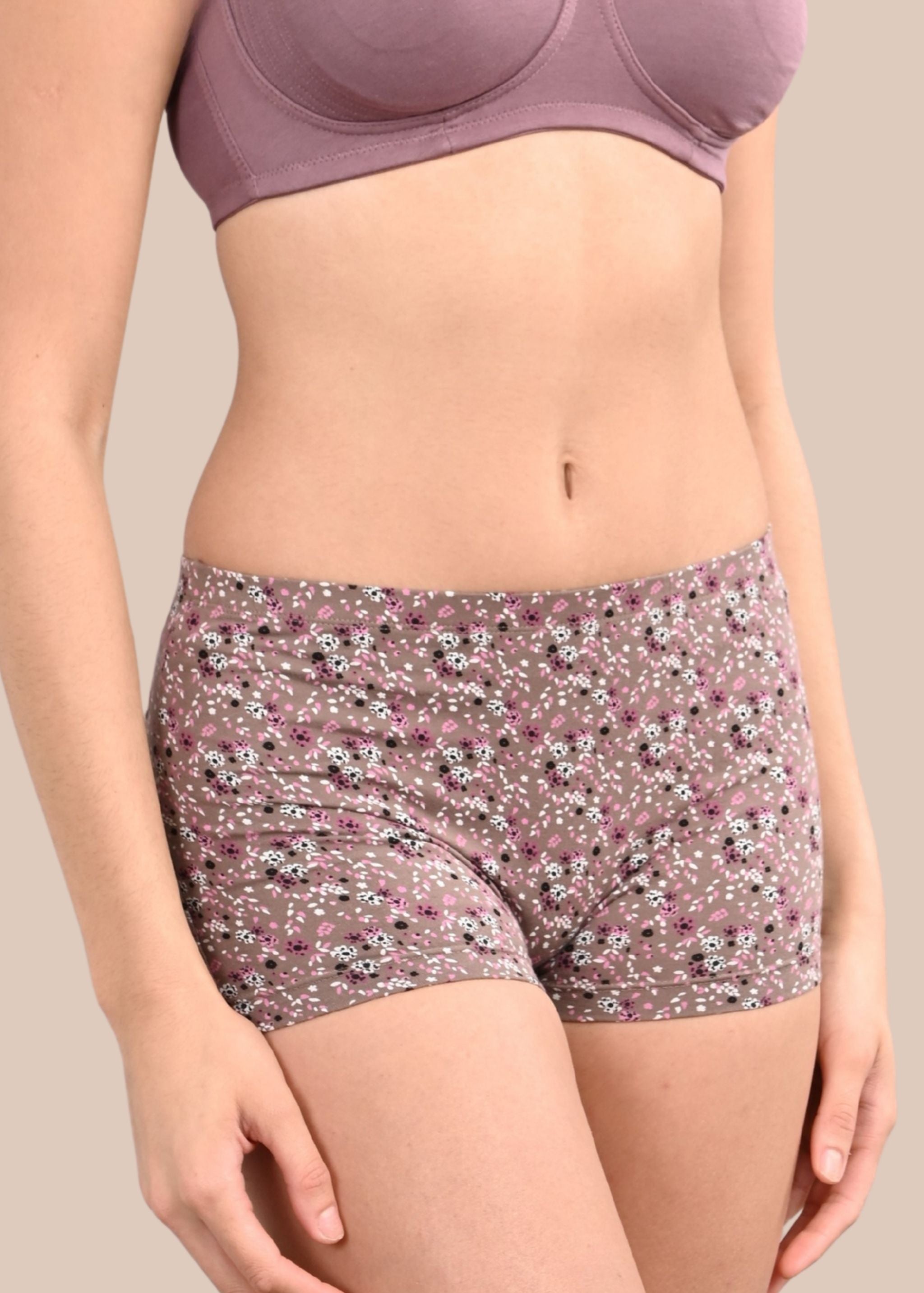 Ella : Stretchable Inner Elastic Shorty