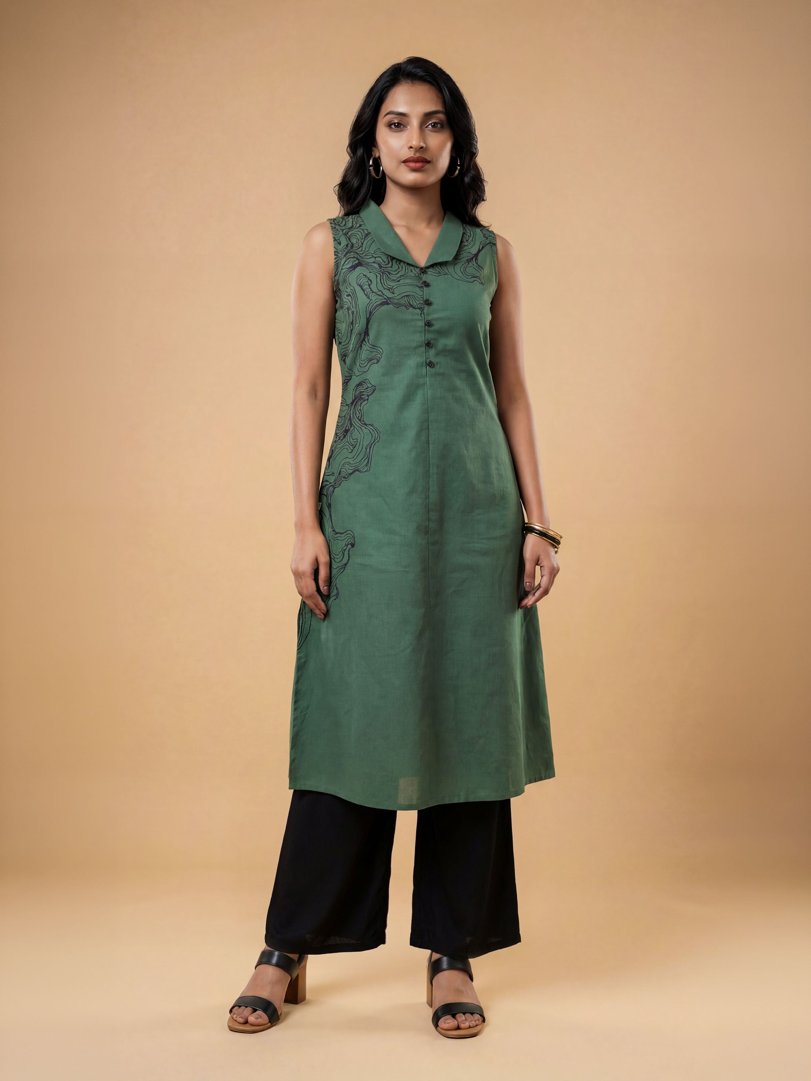 Green Cotton Flax Plain Flared Sleeveless Kurti With Placement Print